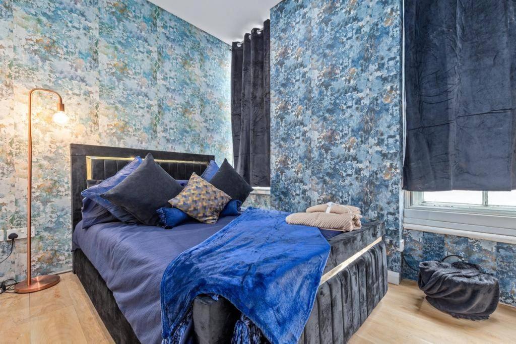 Leilighet Two Bedroom Flat Right Opposite To Harrods Kb15 London