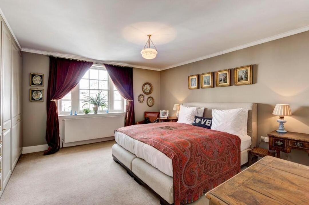 Royal Regency - Sleeps 8