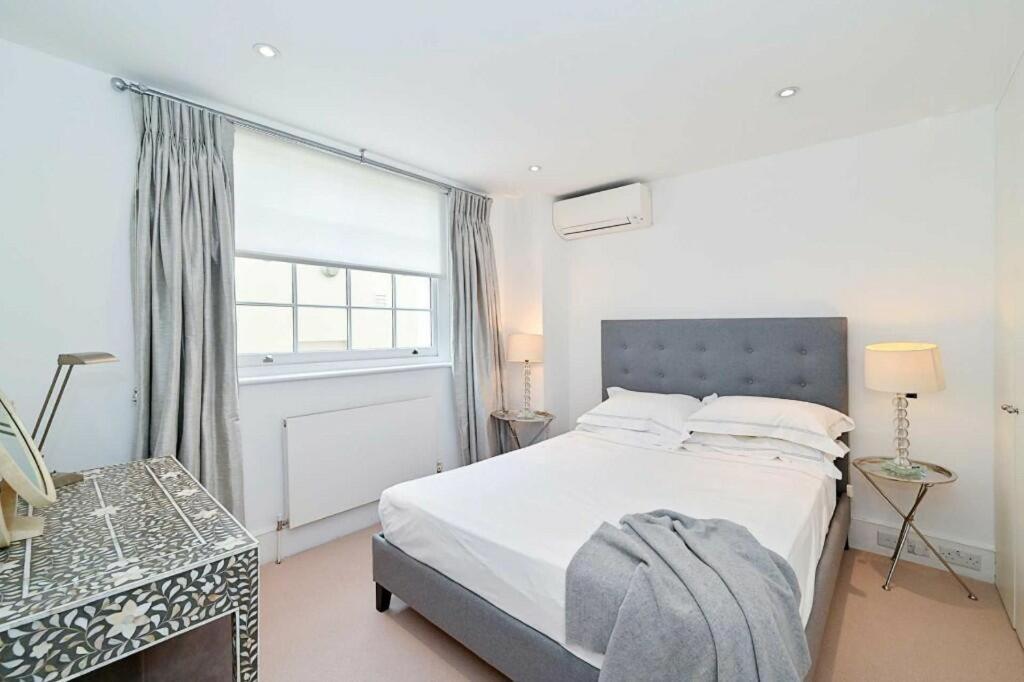 Royal Regency - Sleeps 8 Londen