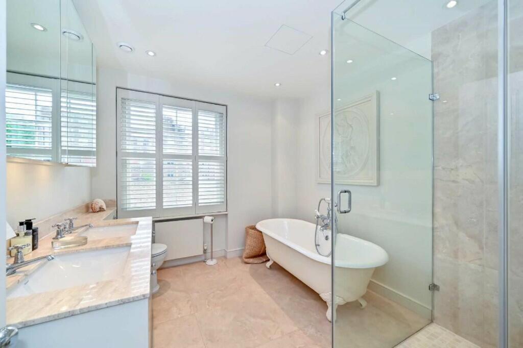 Royal Regency - Sleeps 8 Appartement Londen