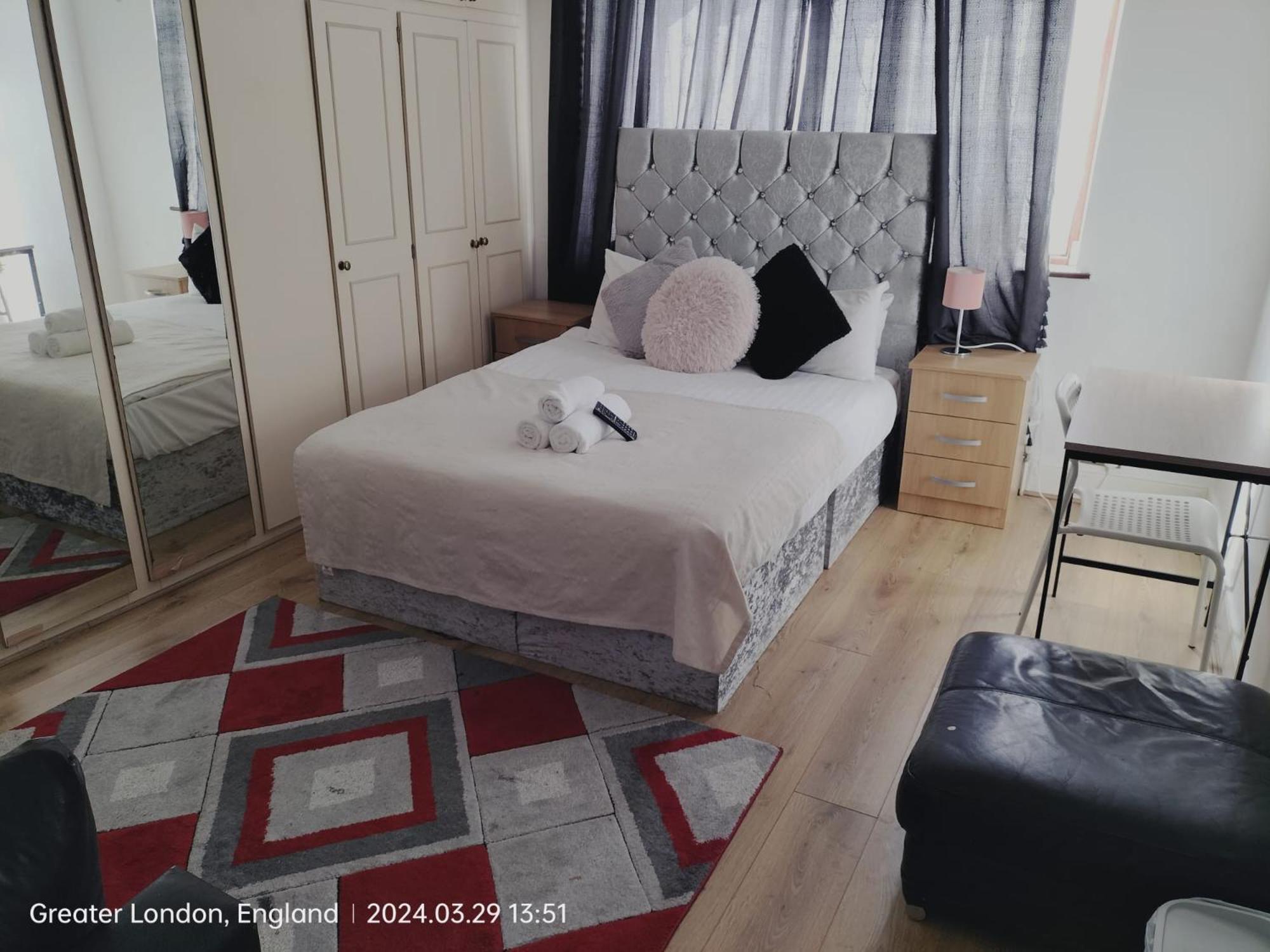 Bed & Breakfast Victorian Woods Ilford