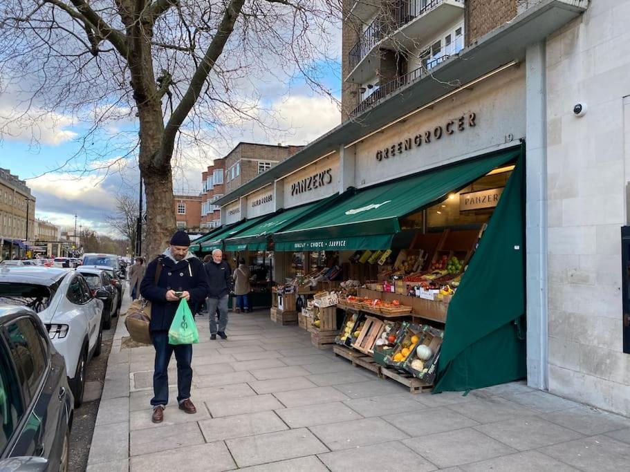 2-br Flat With Style And Comfort In St John's Wood Londen