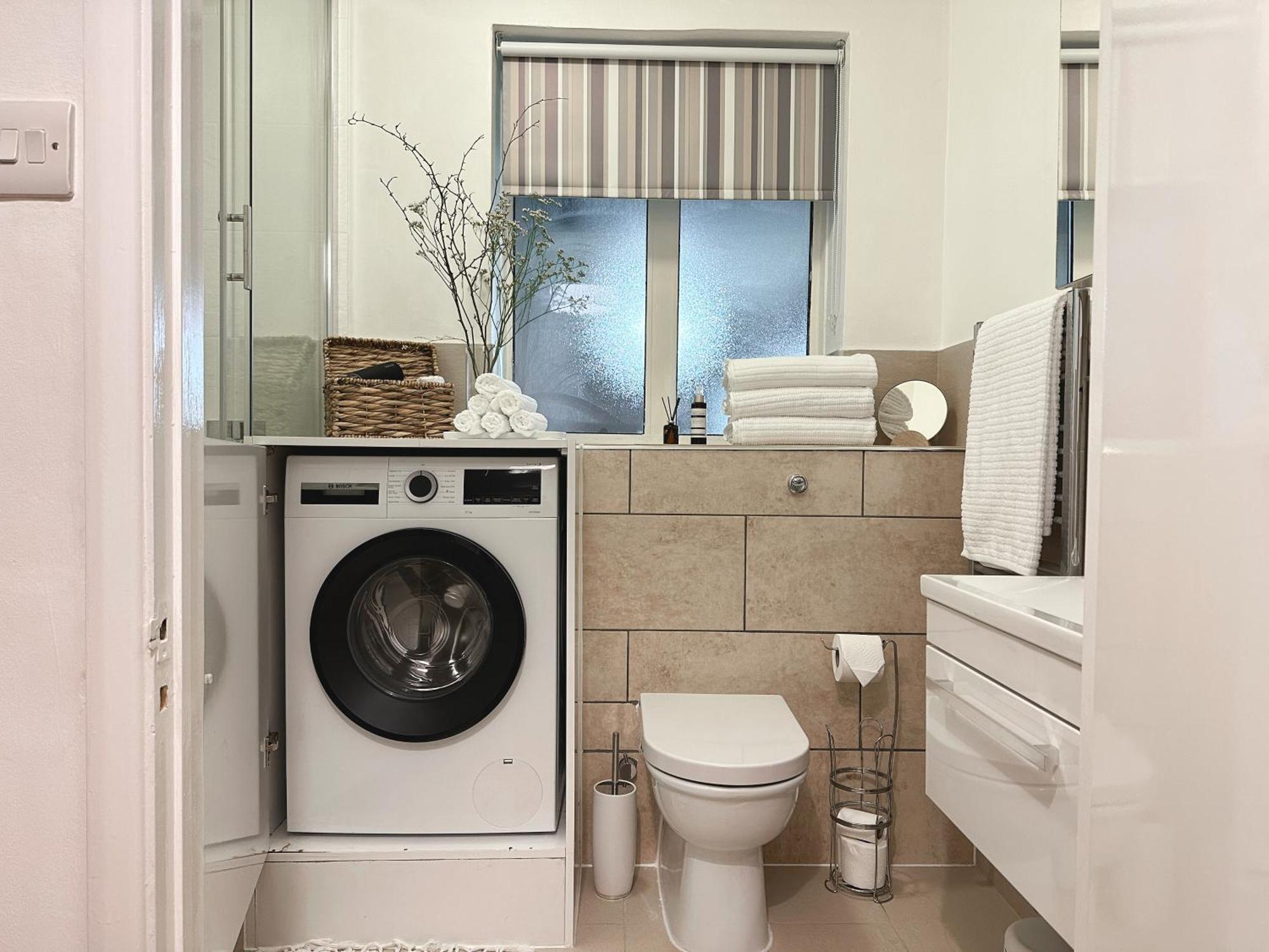2-br Flat With Style And Comfort In St John's Wood Londen