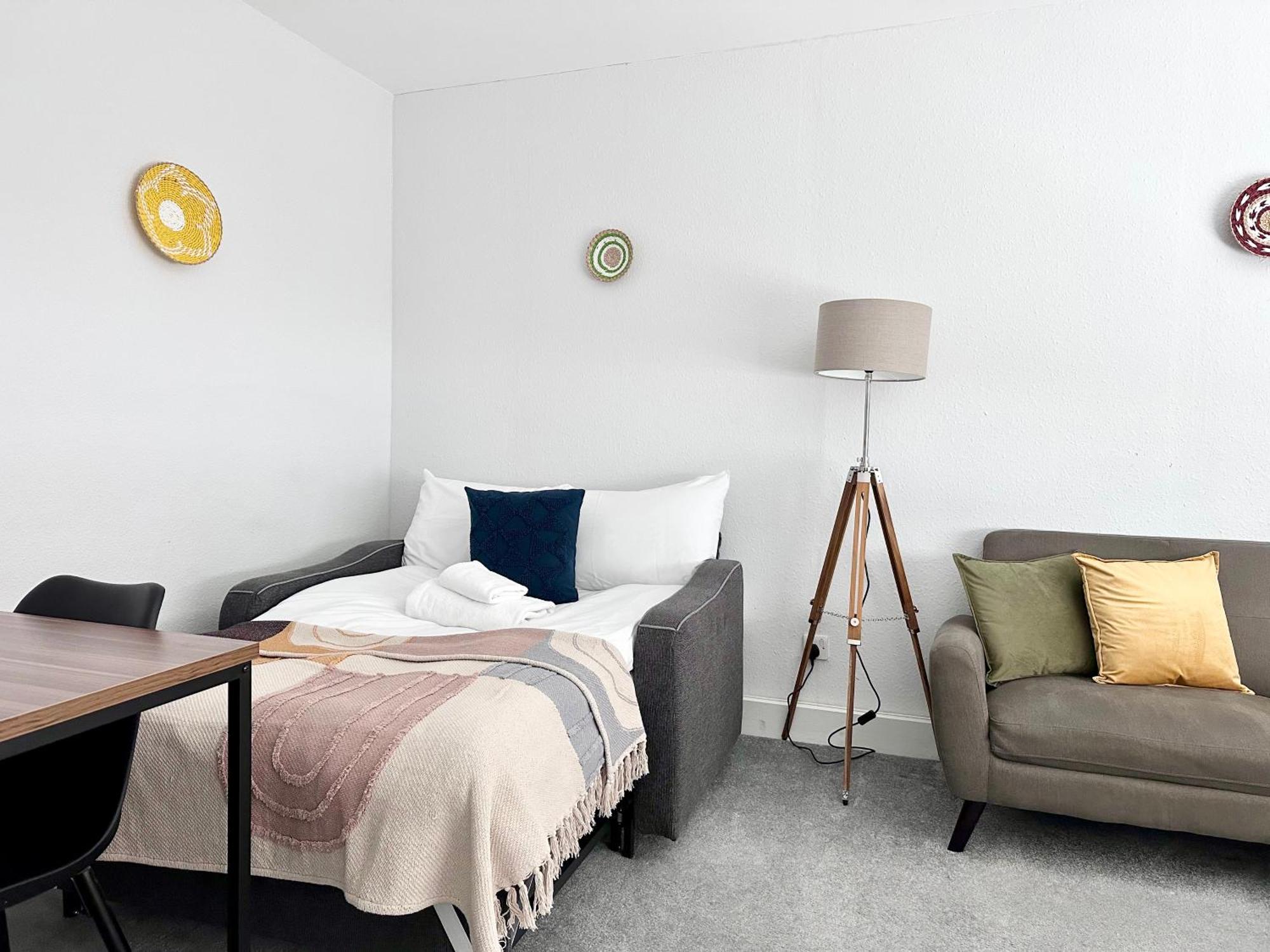 Camden 2bd Flat At Rousden Street London