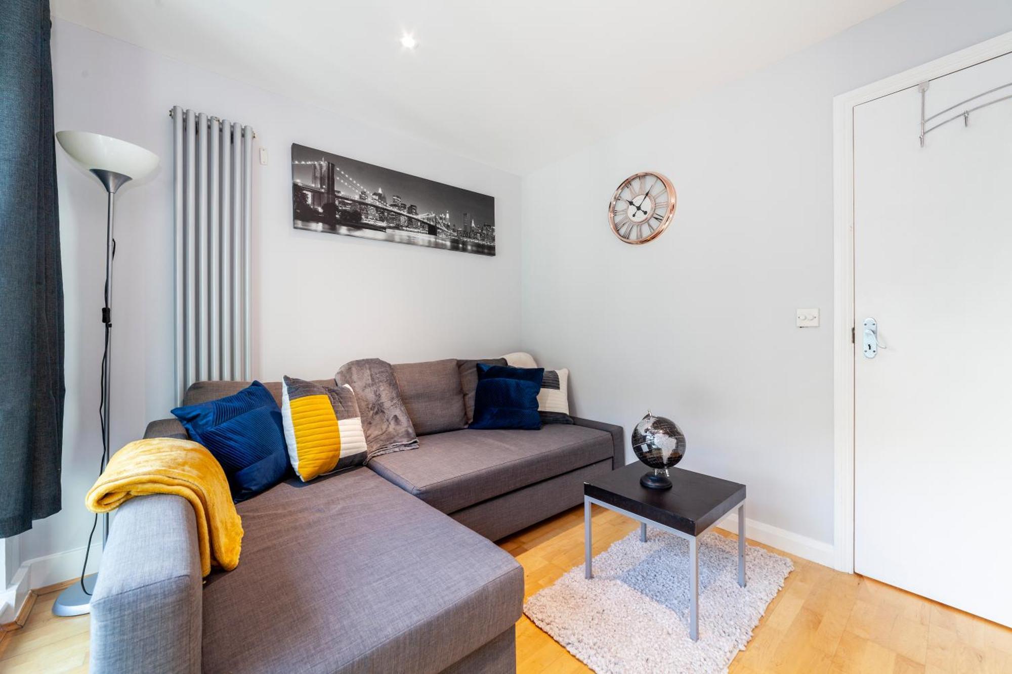 Leilighet Comfy 2br Flat W Balcony In Canary Wharf