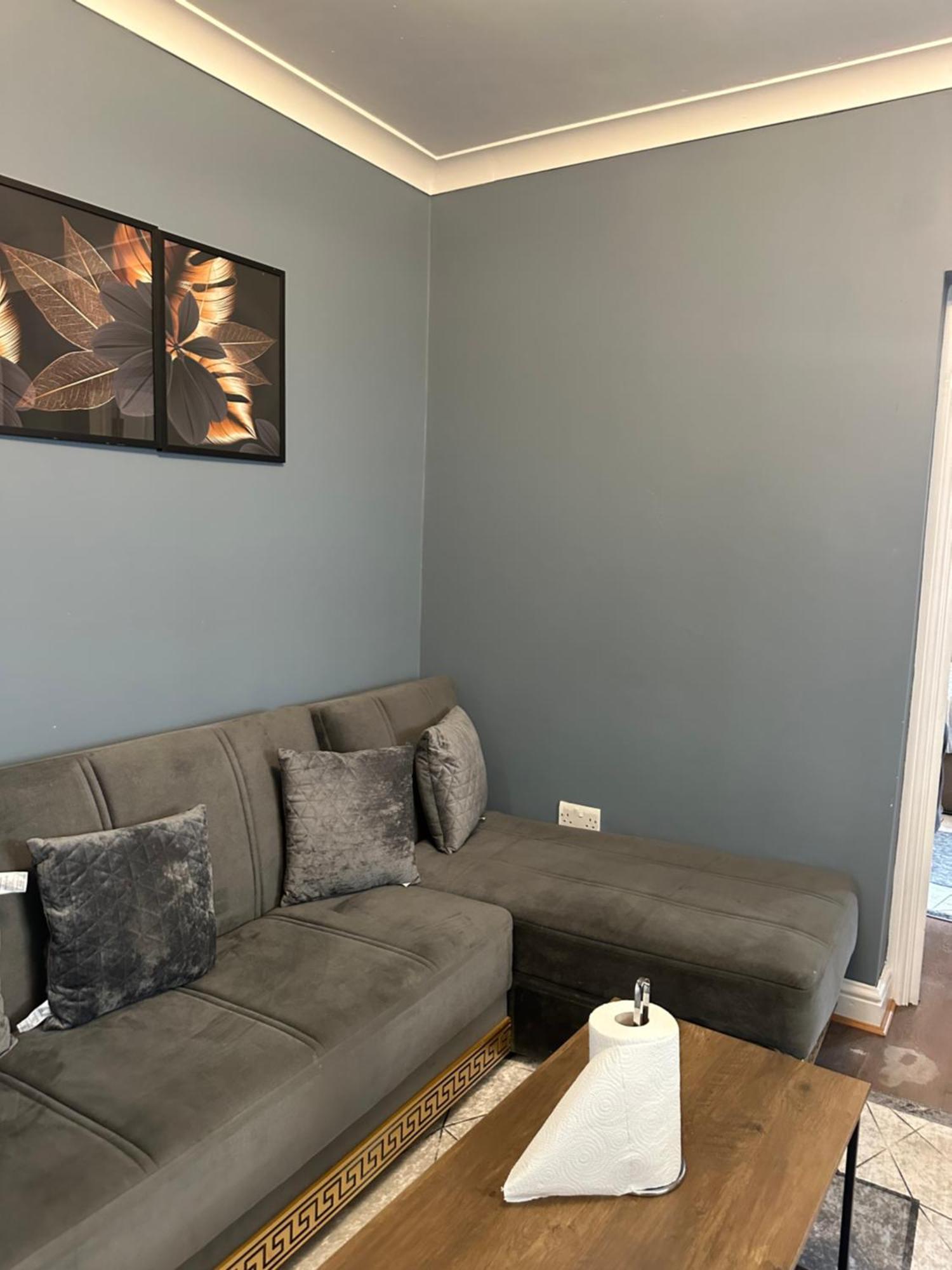 Amazing Ground Floor One Bedroom Forest Road Appartamento