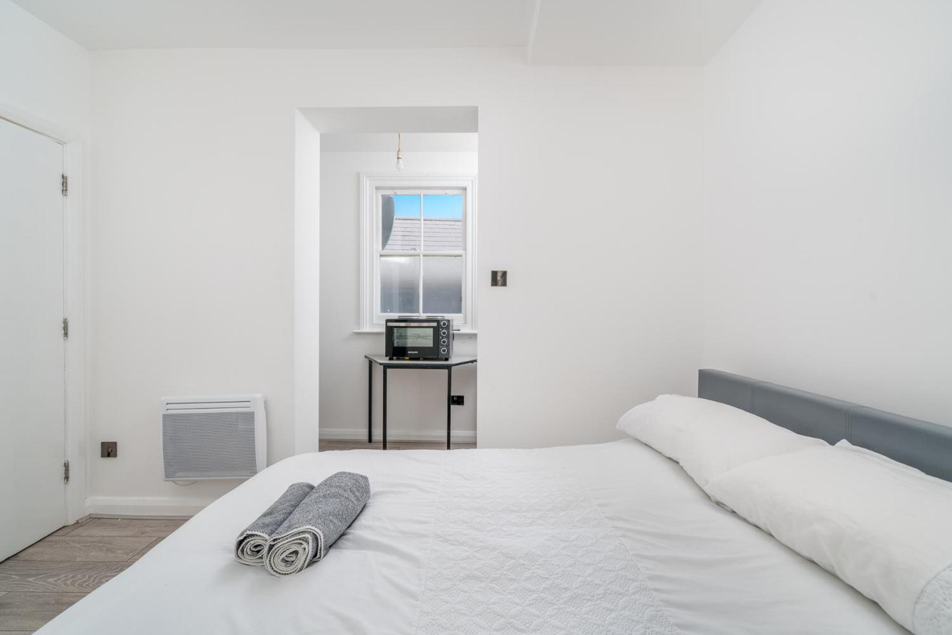 Heart Of Dalston- Trendy Compact Studio Flat Apartment *