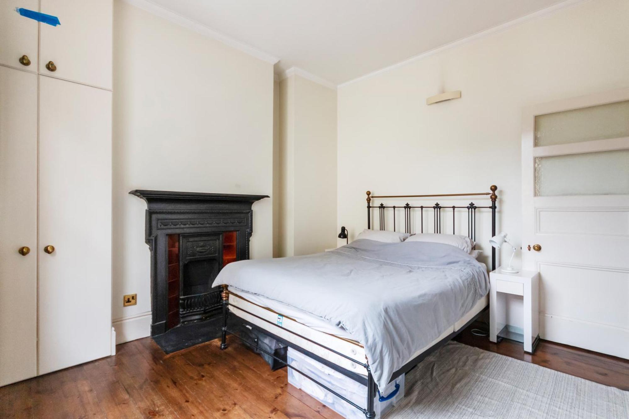 Spacious 1 Bed Holborn Lejlighed London
