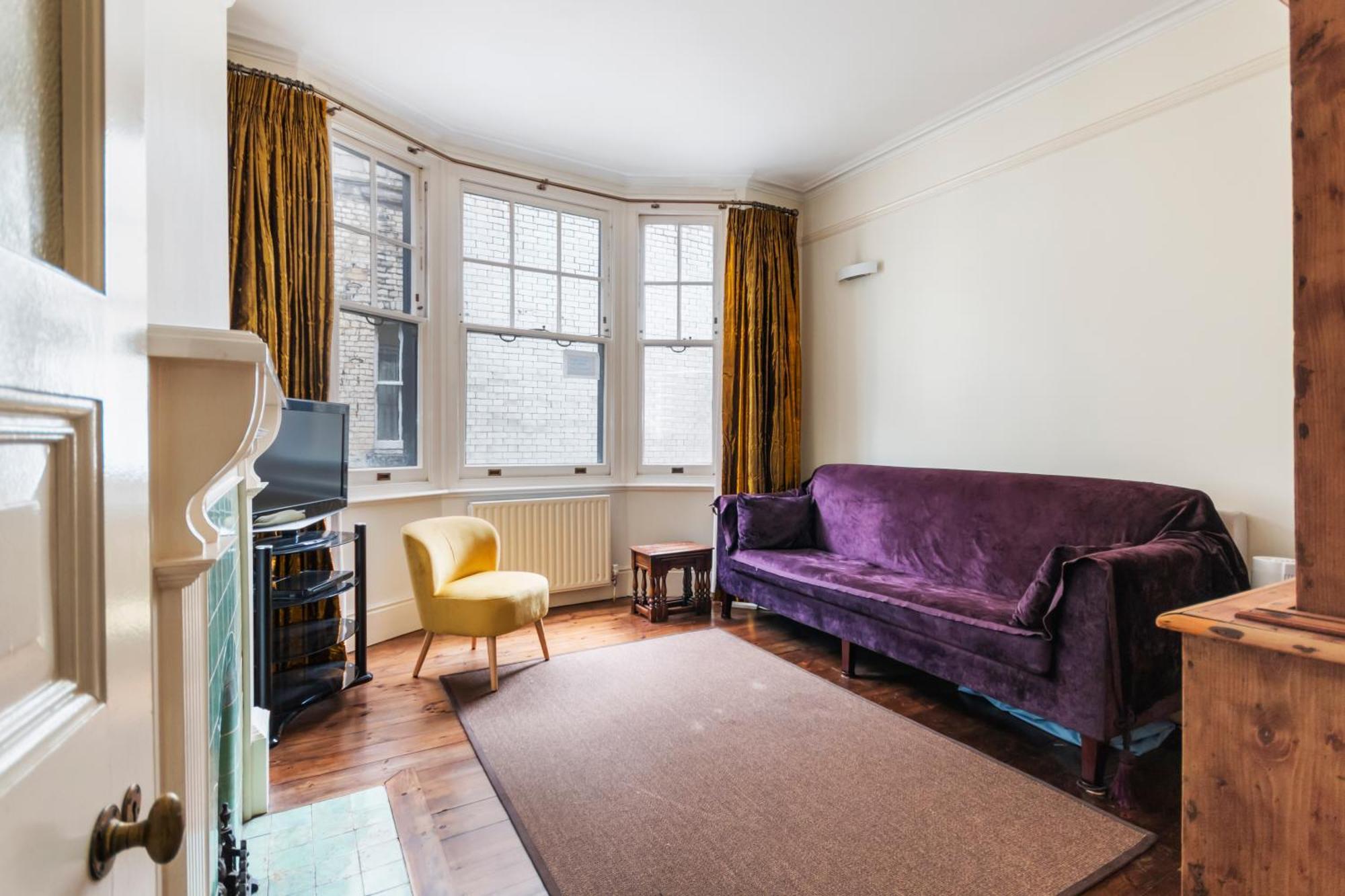 Spacious 1 Bed Holborn Lejlighed London