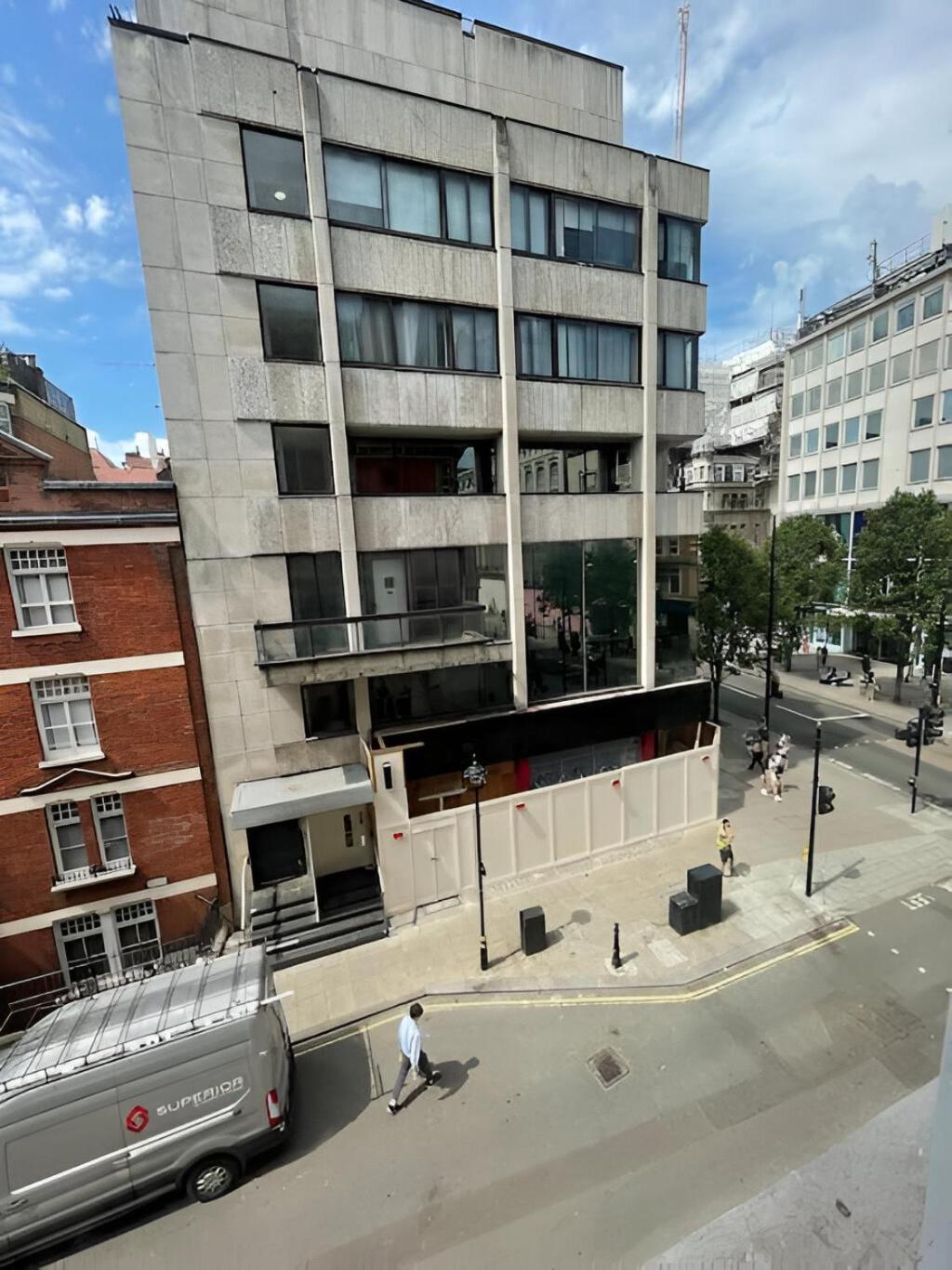 Apartment 3 Bedroom On Oxford Street Gc4 London