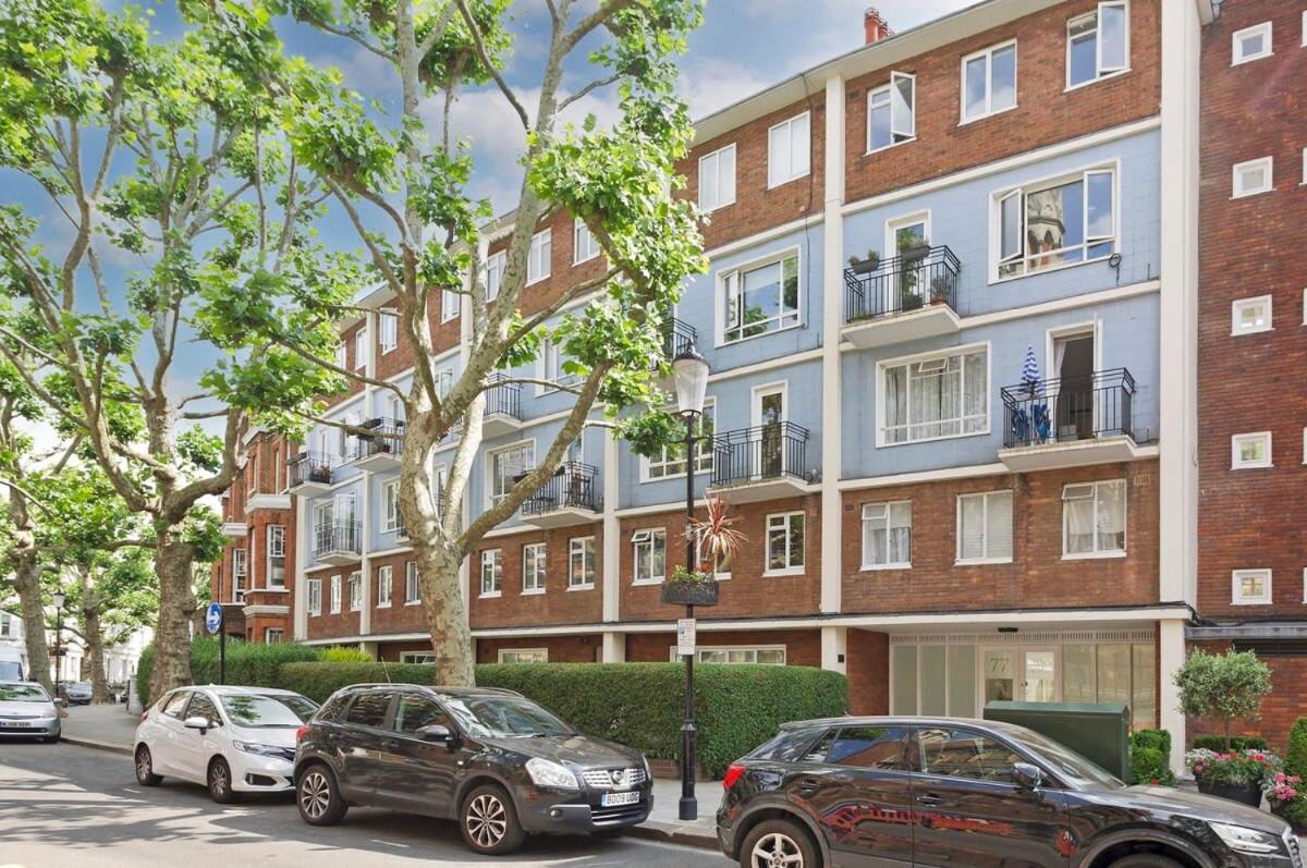 Leilighet Elegant 3 Bed Flat Earls Court London