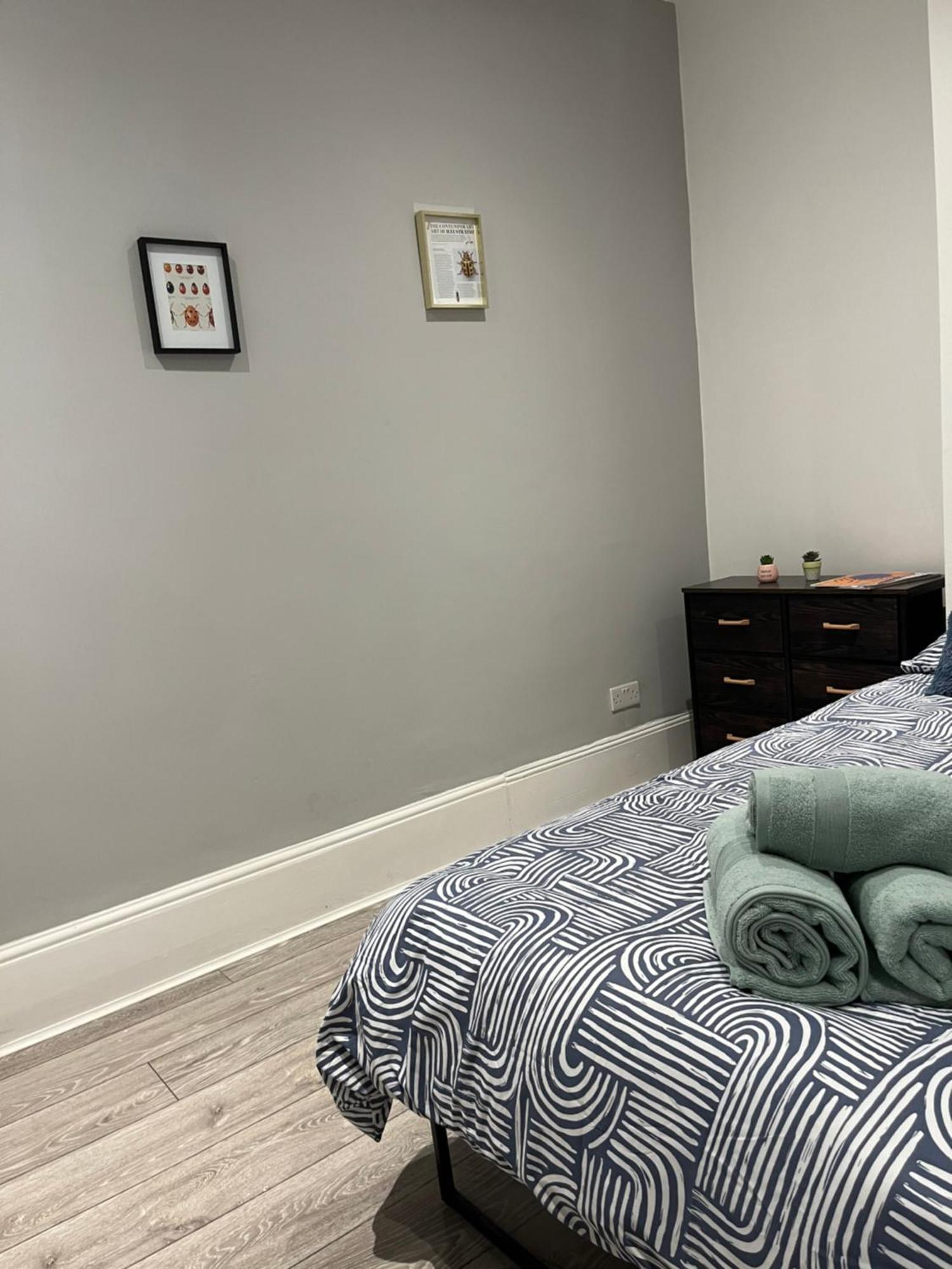 Super 2 Bed Flat Appartamento Londra