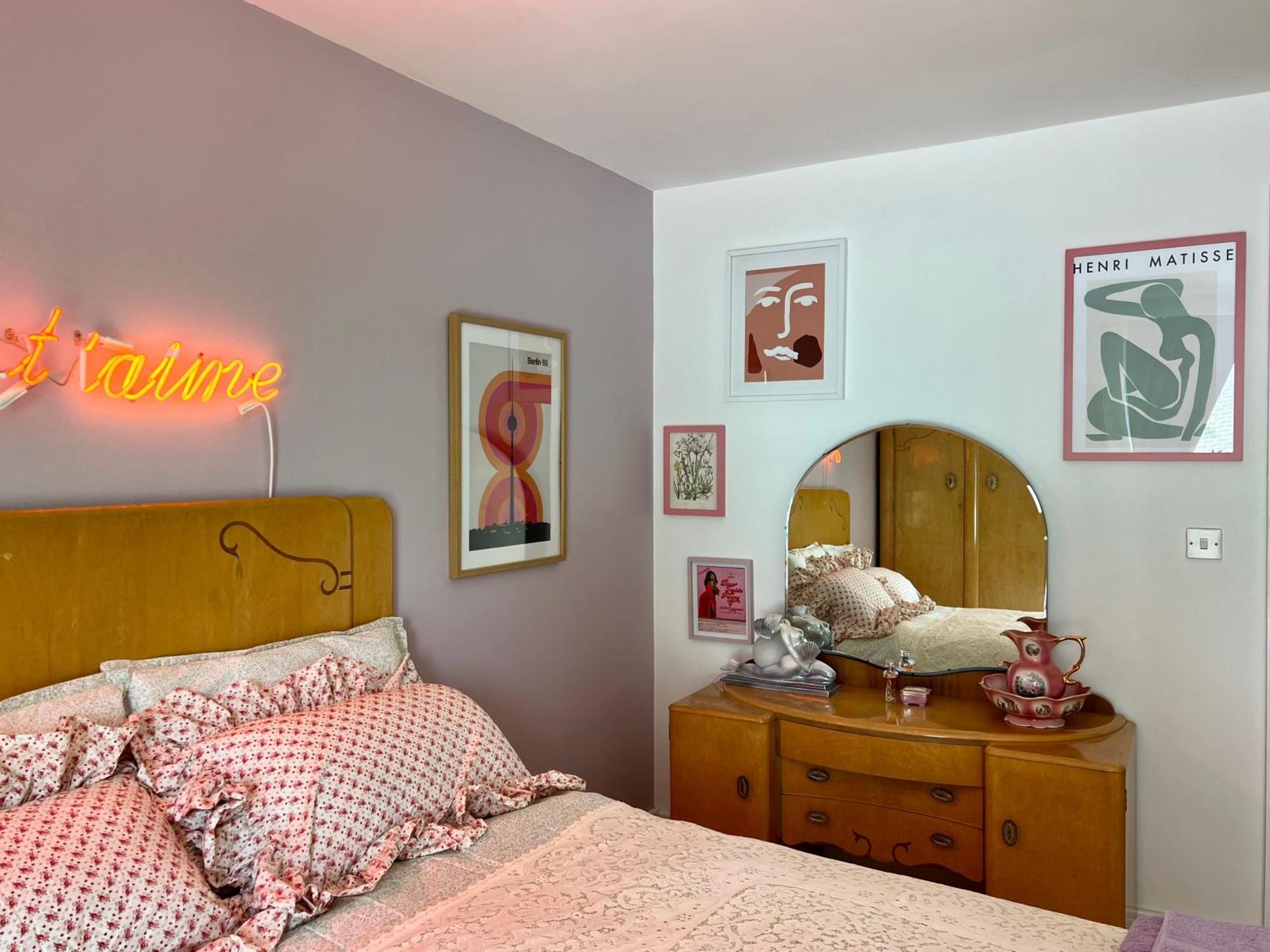 Artistic Apartment London