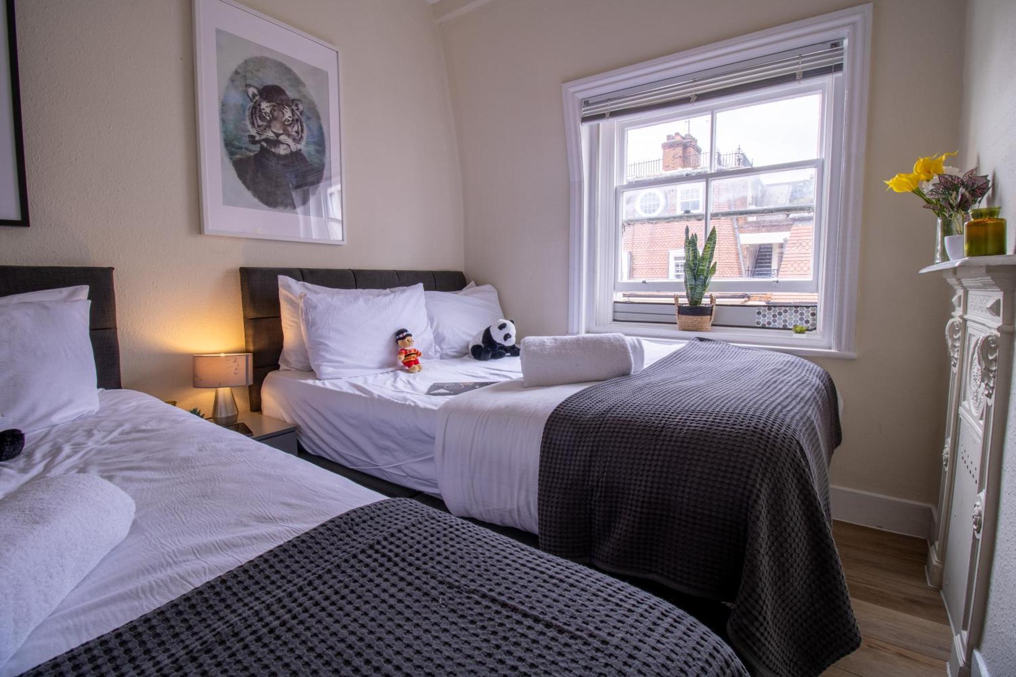 Cosy 2-bedroom In Mayfair 8cb - 4th Floor No Elevator