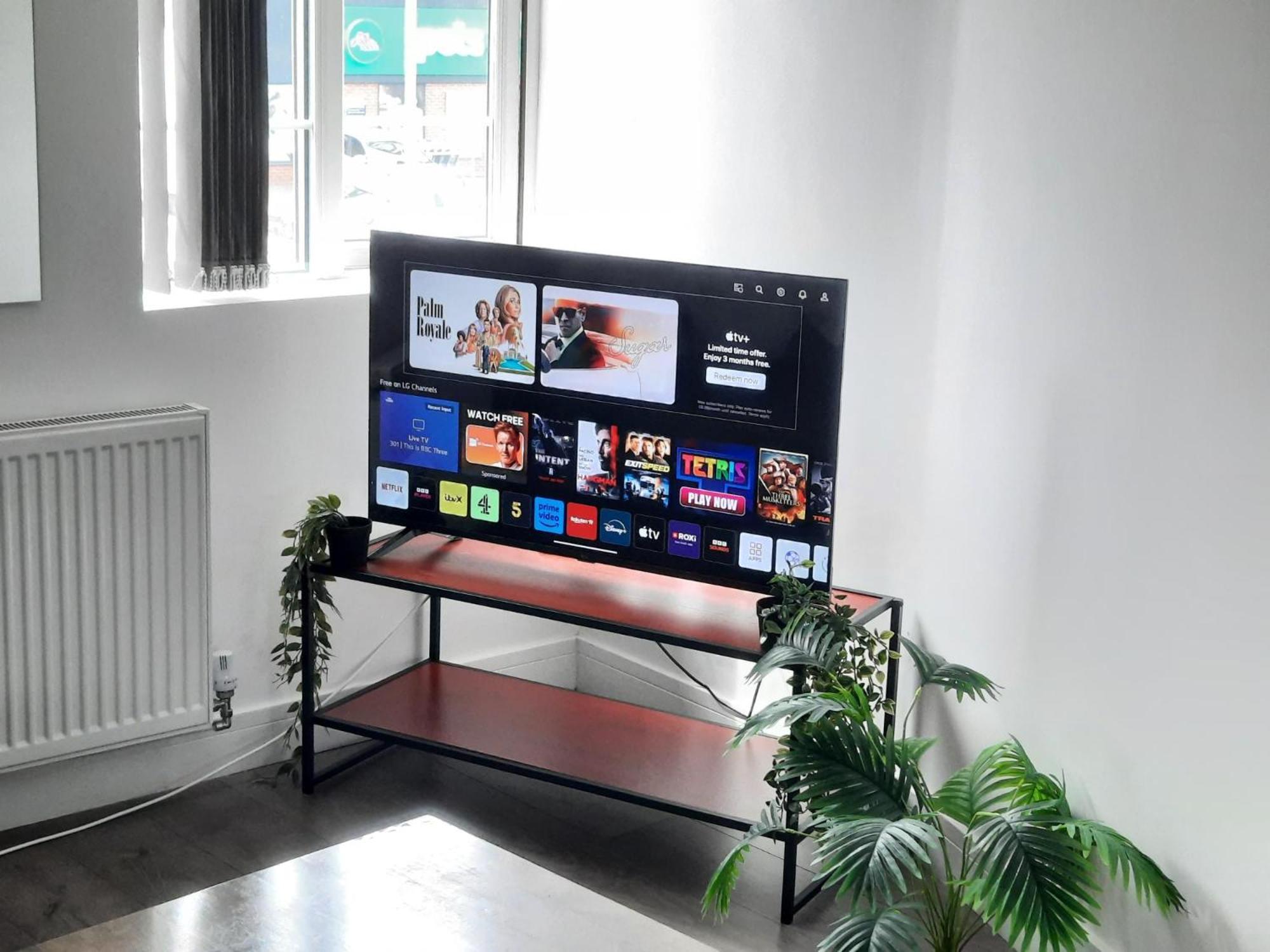 Acton Town Luxe - Spacious Modern Near Westfield & Nature, Pets Welcome! Lägenhet London