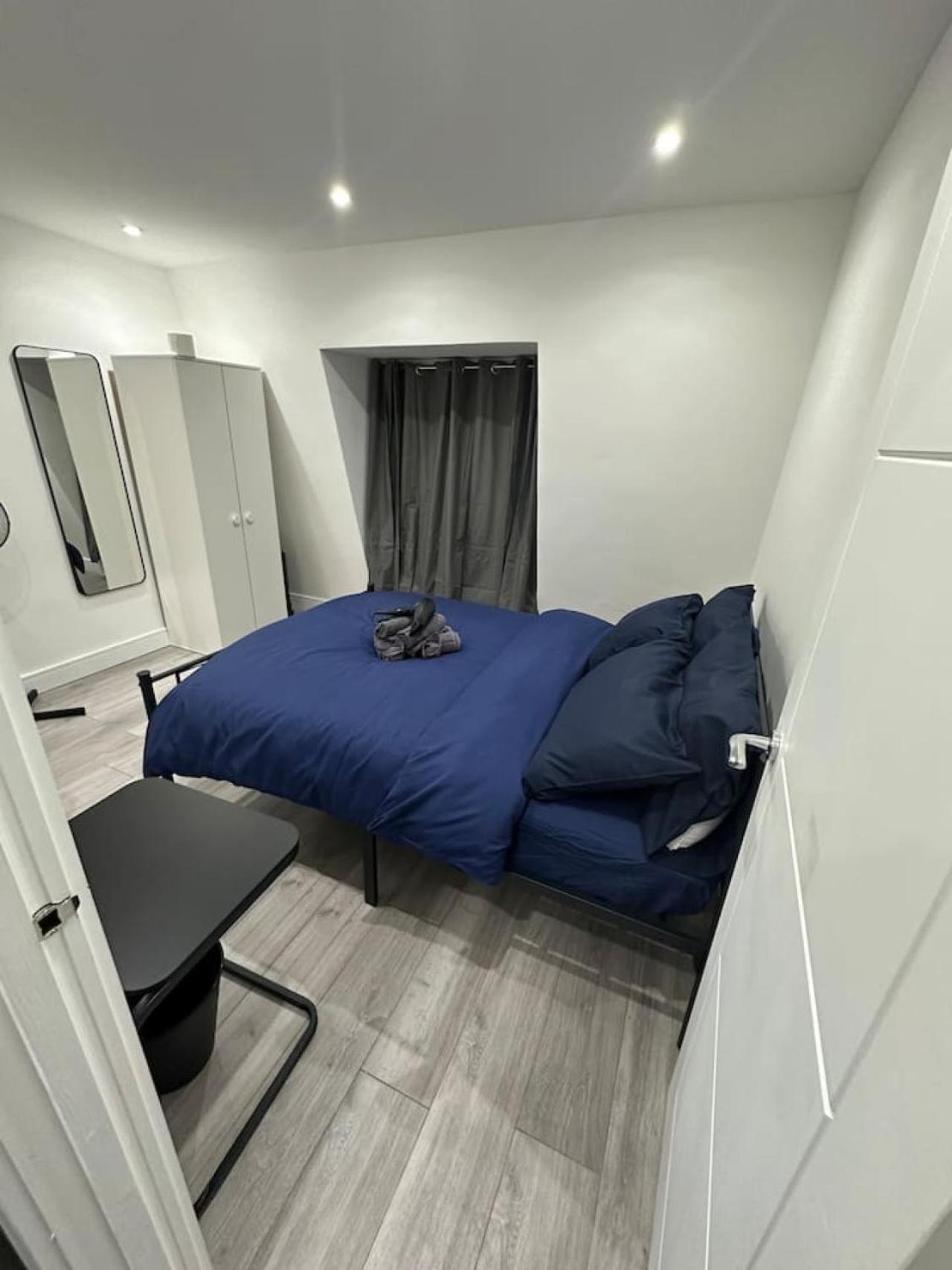 Lejlighed Small Flat Zone 1 London