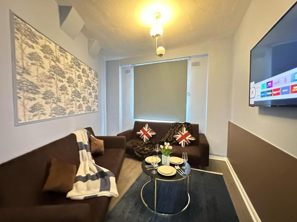 Three Bedroom Beautiful London