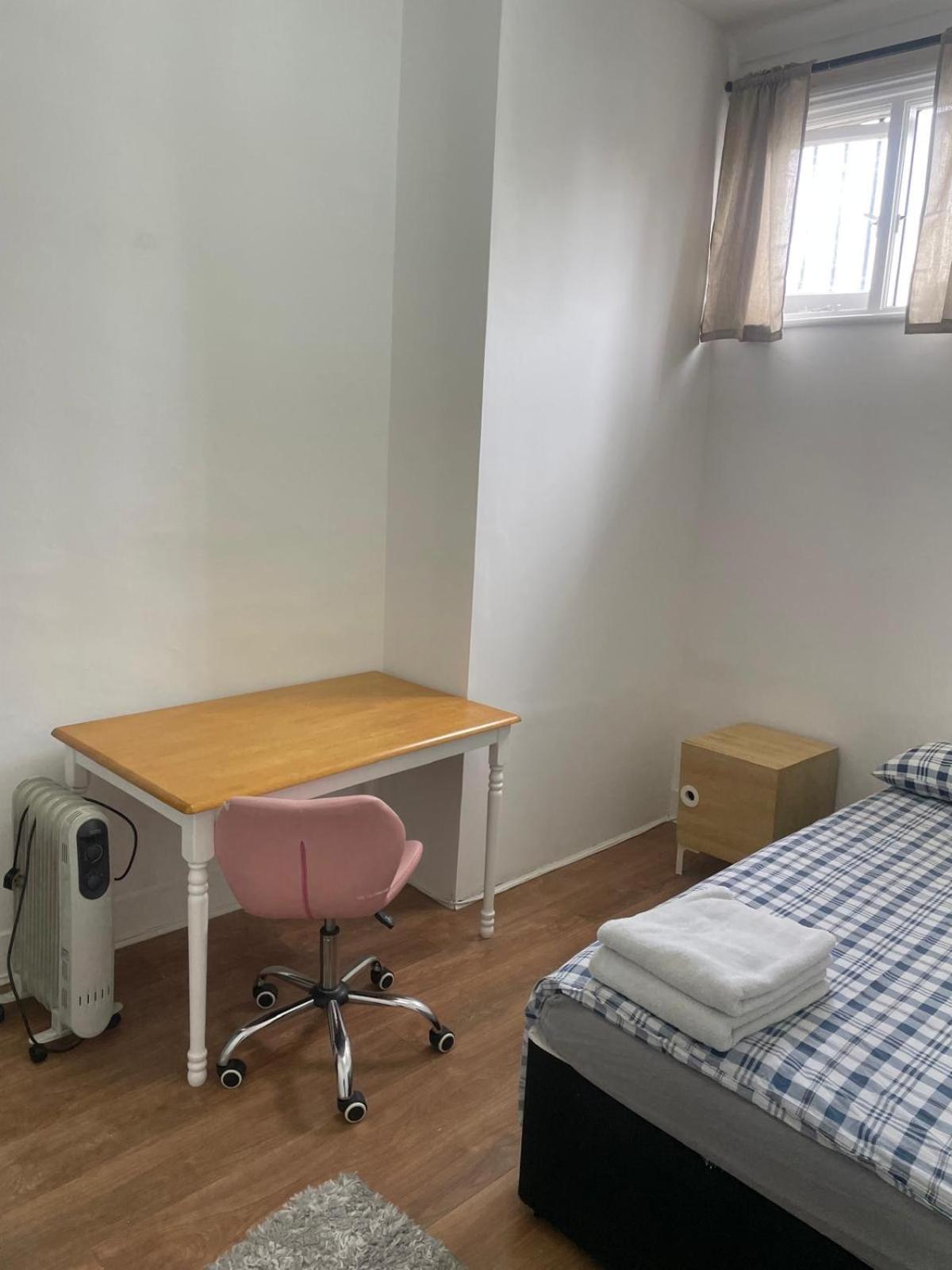 Privatunterkunft Private Room4 *