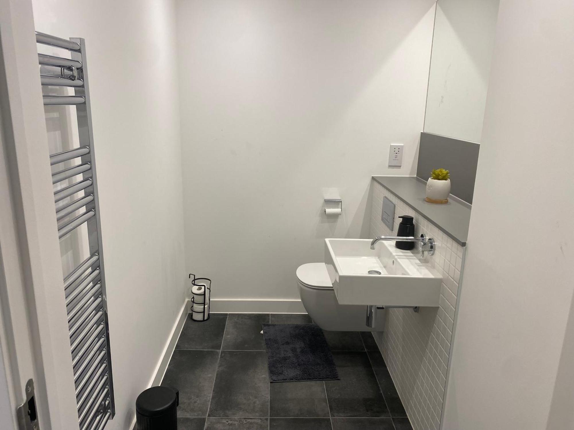 Charming 3-bed In London