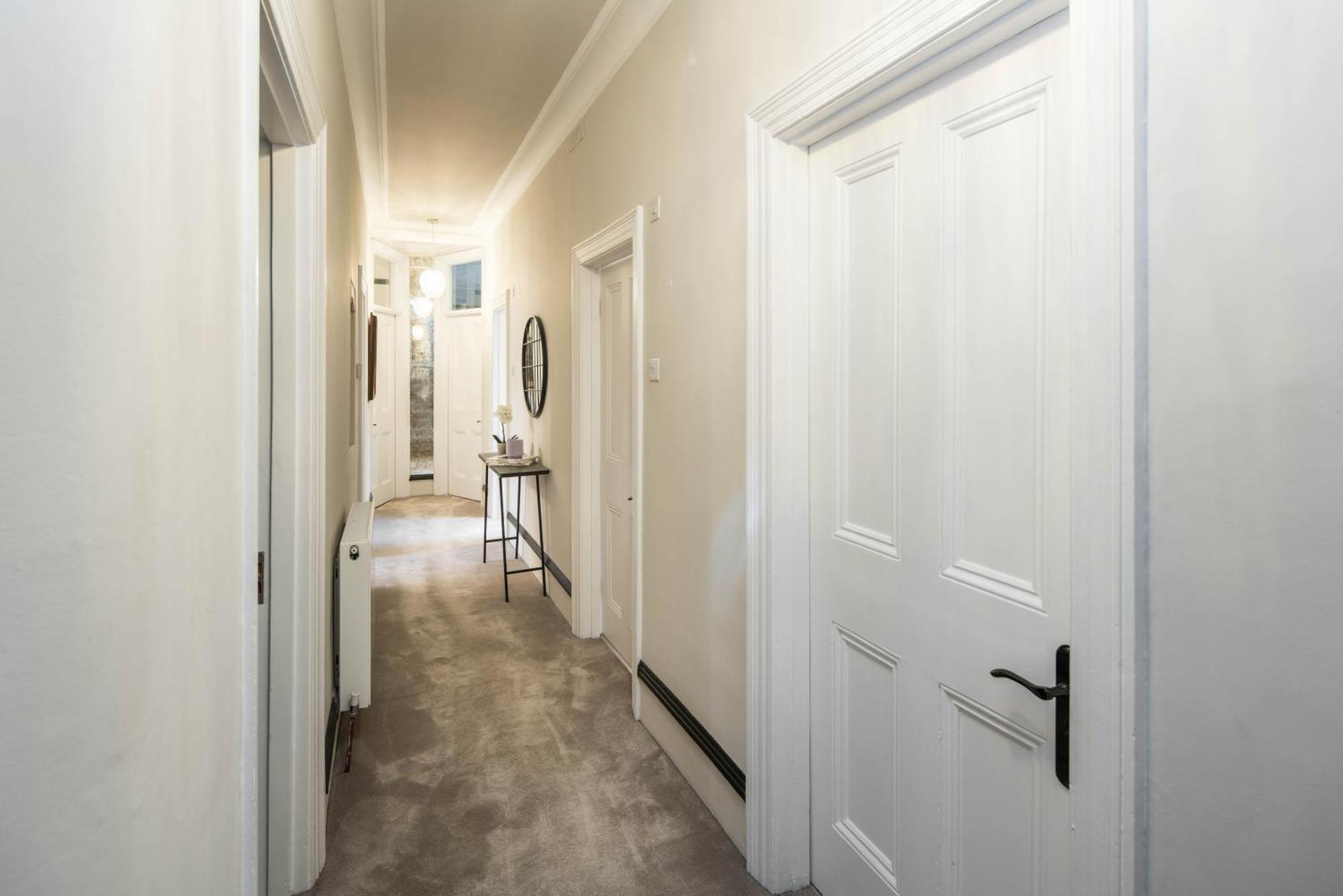 Wk Luxury4bedrooms-kensington-olympia-cinemaroom *