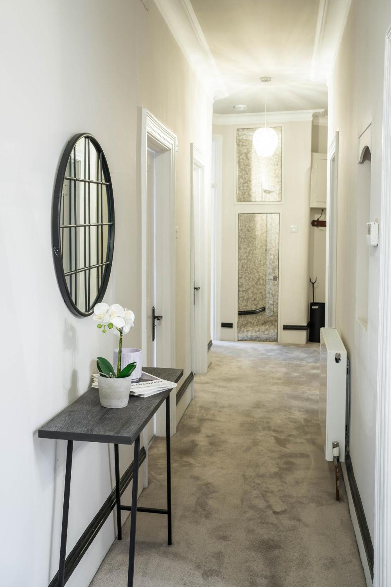 Wk Luxury4bedrooms-kensington-olympia-cinemaroom *