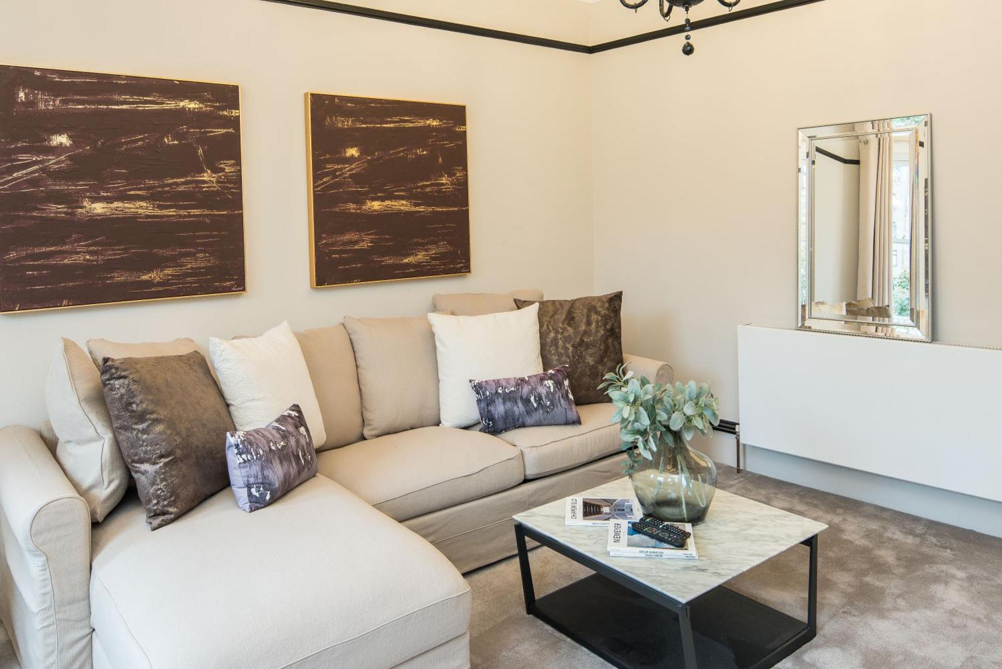 Wk Luxury4bedrooms-kensington-olympia-cinemaroom Apartment London