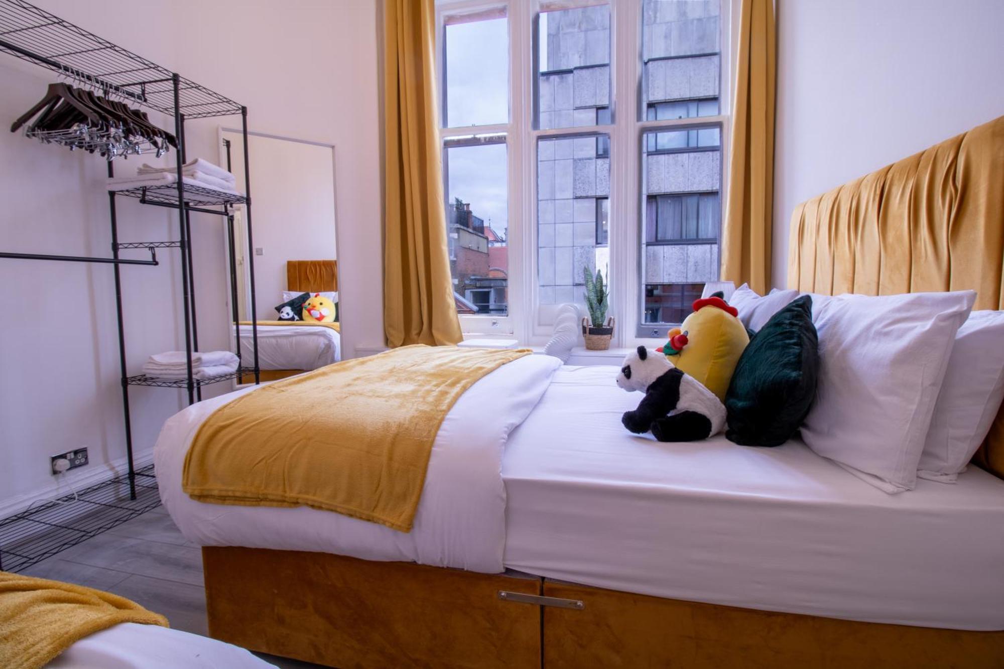 Spacious 3-bedroom In Exclusive Mayfair 7gc * London