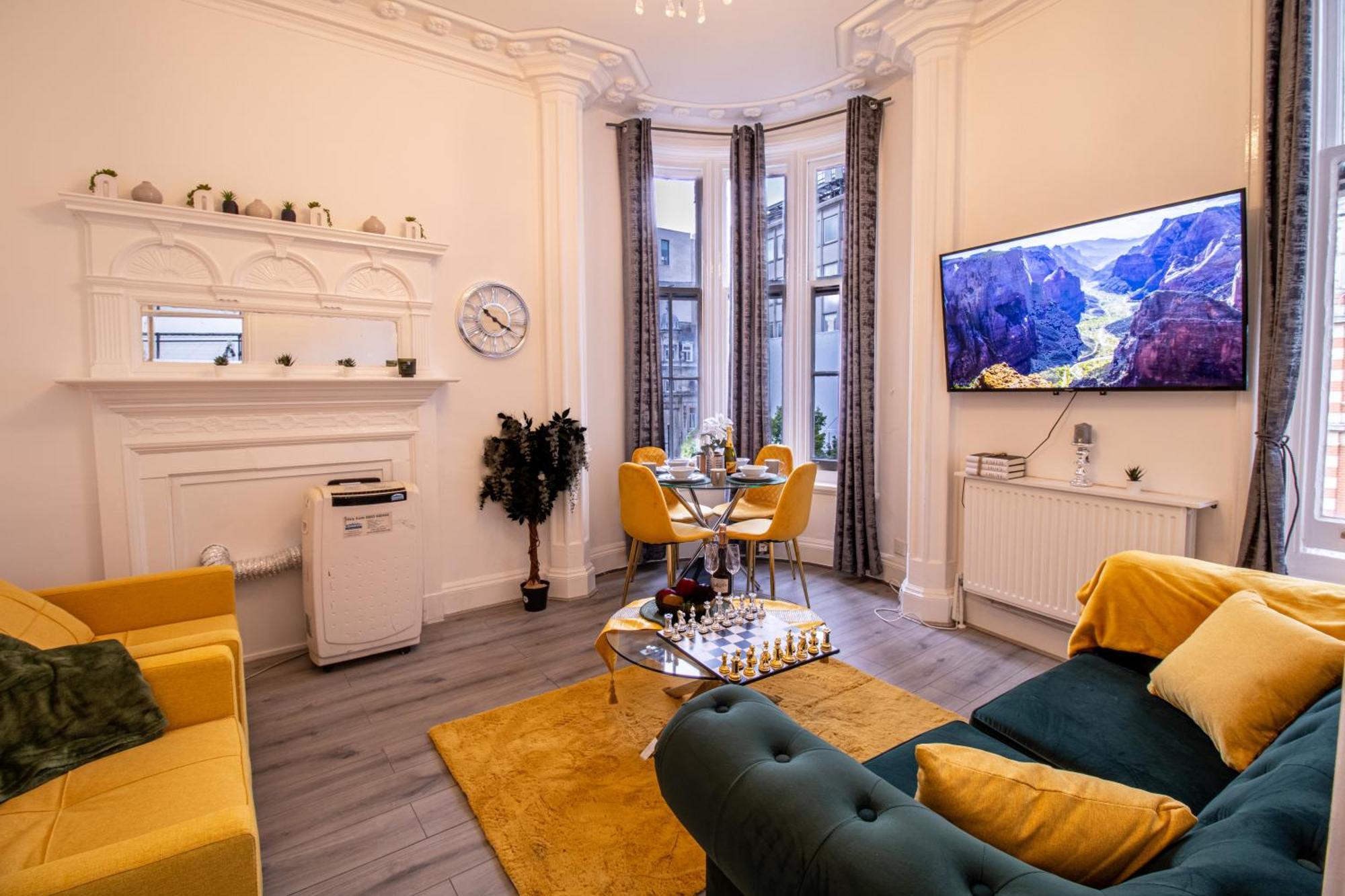 Spacious 3-bedroom In Exclusive Mayfair 7gc