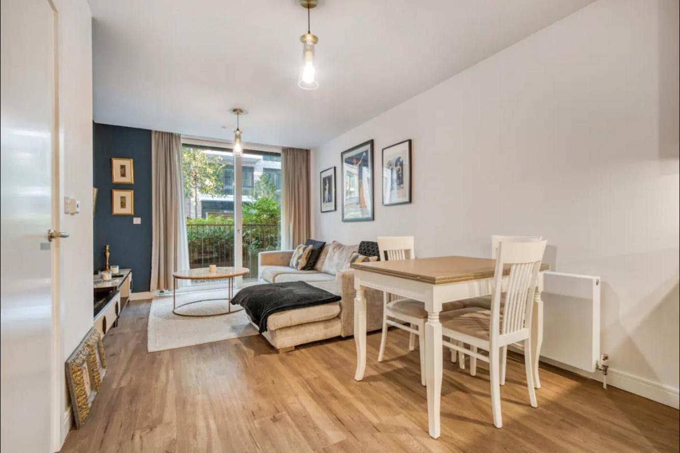 Chelsea Chic: An Upscale And Modern Flat London