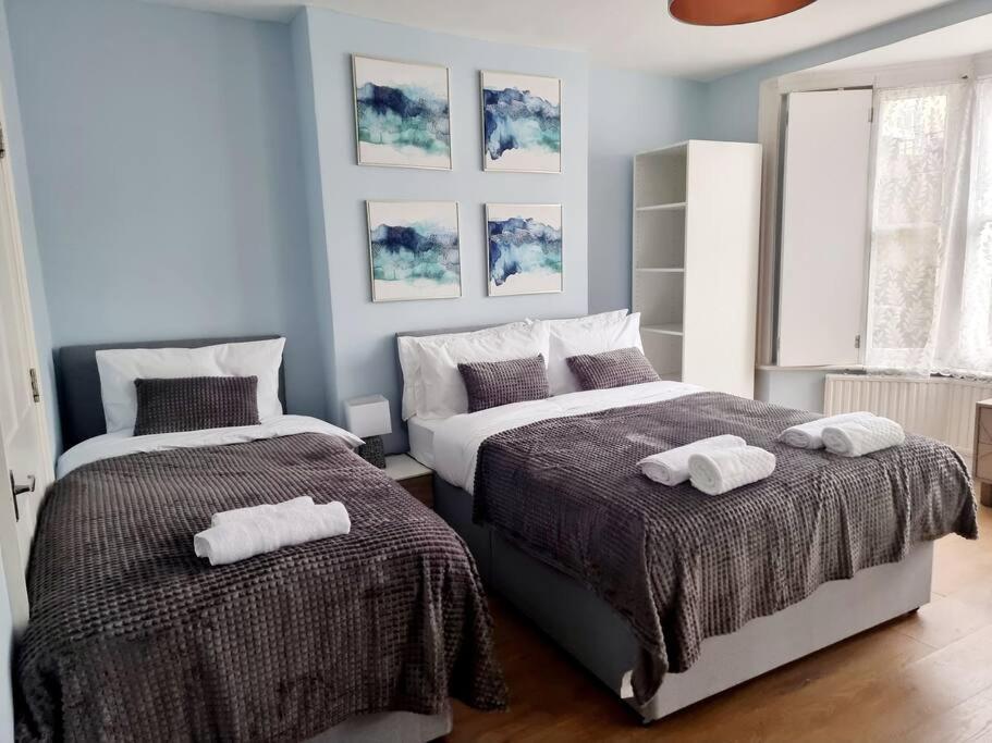 Lägenhet Spacious 2 Bedroom 3 Min Walk Mile End Station -sleeps 5