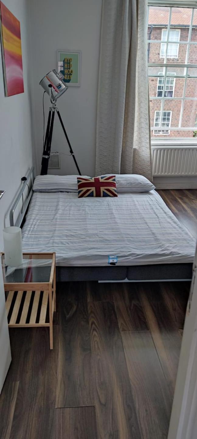 Apartment Location Location Location, Whole For You! London