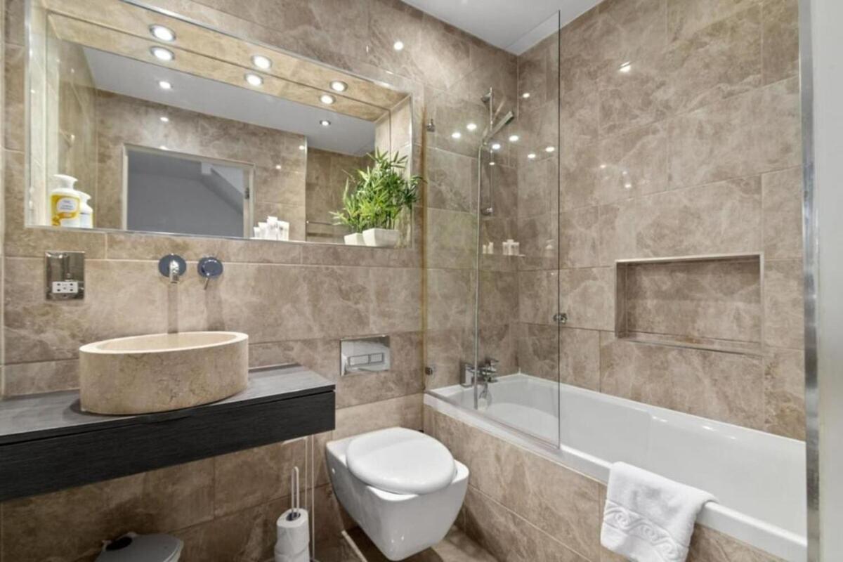 Superb Stonewall Terrace Holiday home