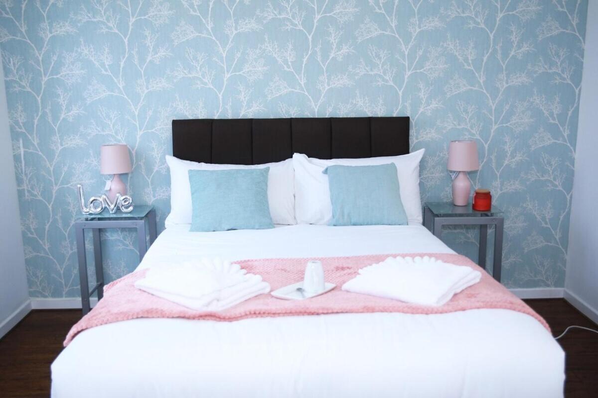 Superb Stonewall Terrace Holiday home