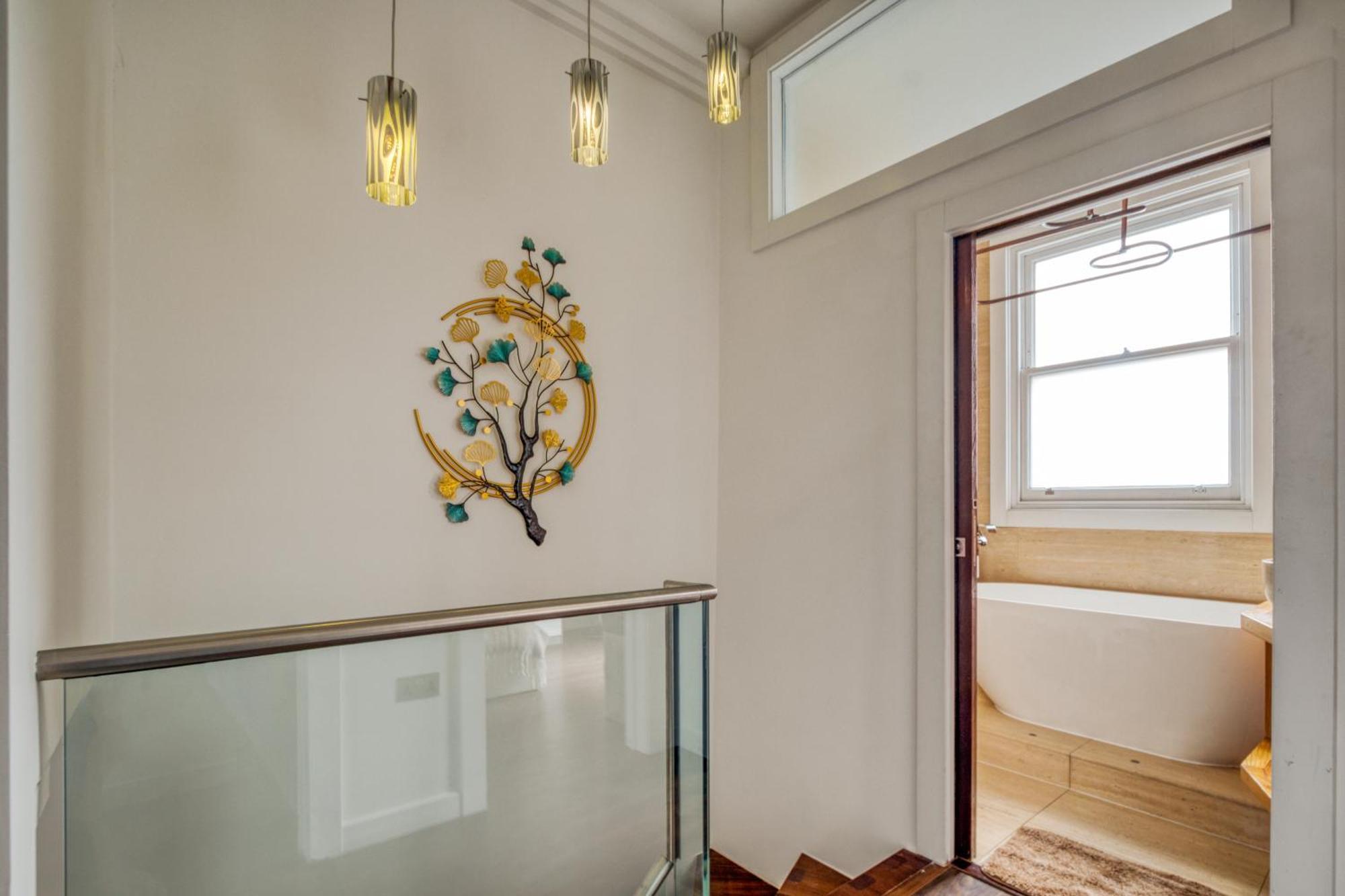 4 Bedroom House In Chiswick- Elegance & Serenity Apartment *