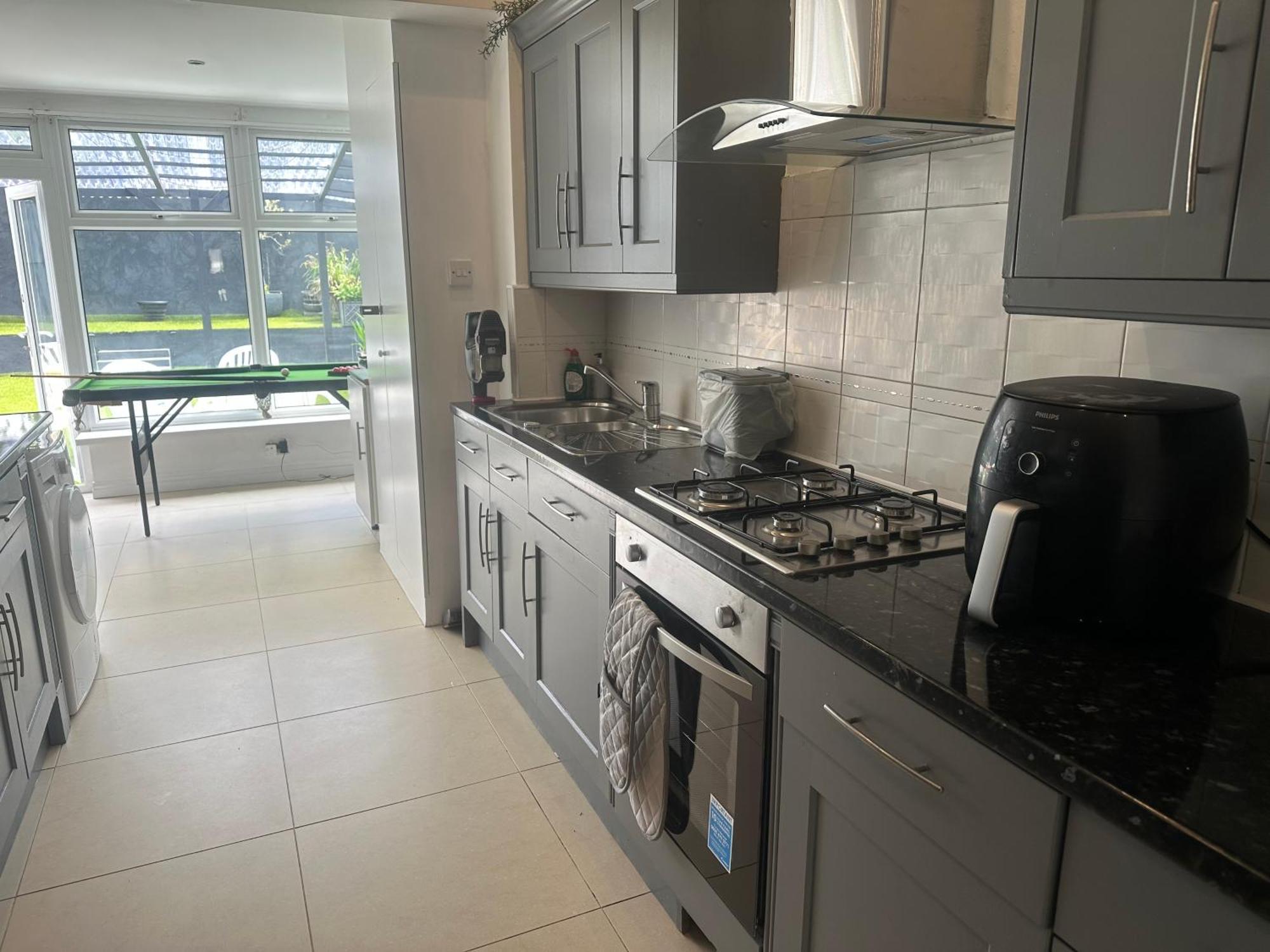 5 Bedroom House Se6 Casa vacanze