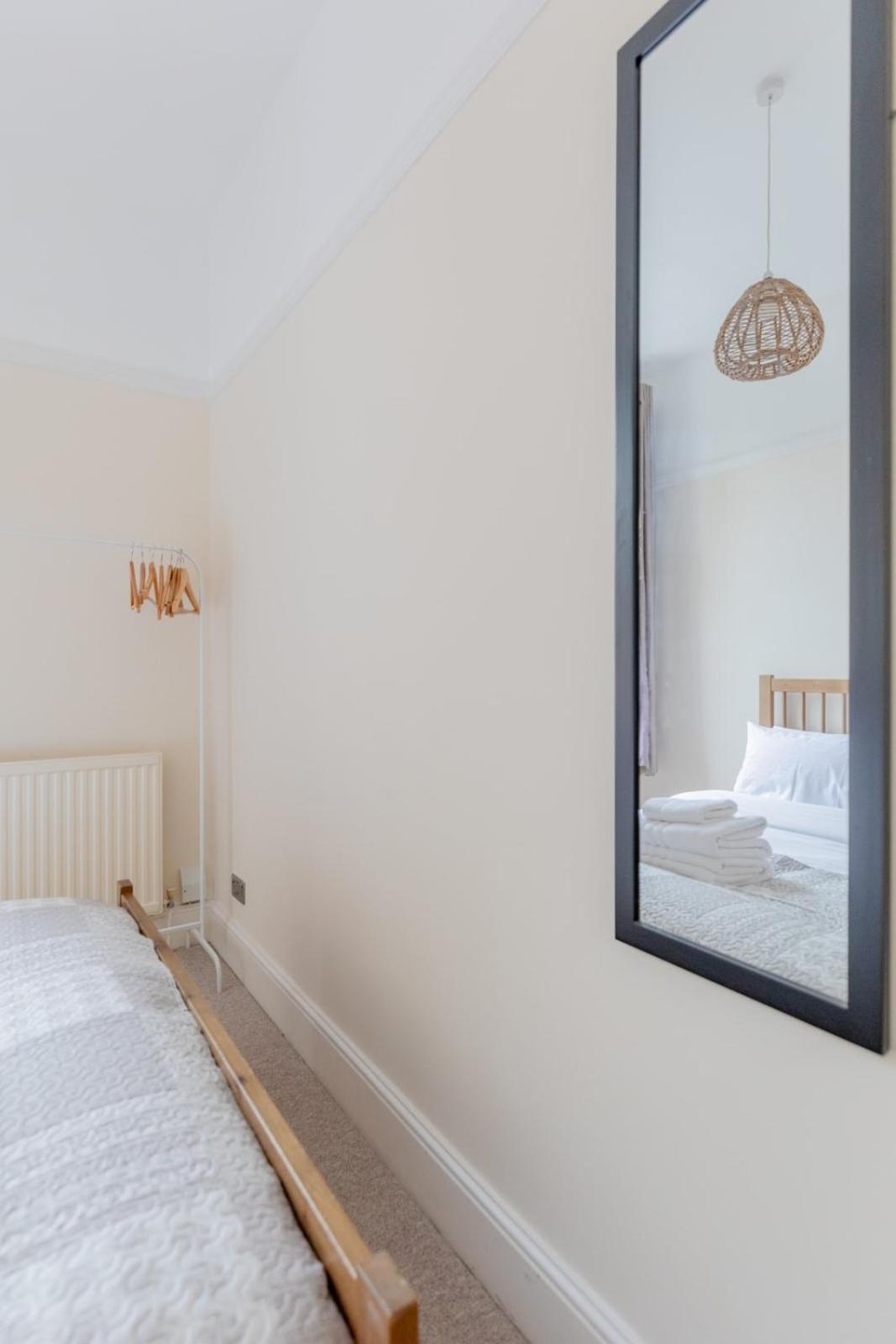 Apartment Roomy 3bd By Hampstead Heath!