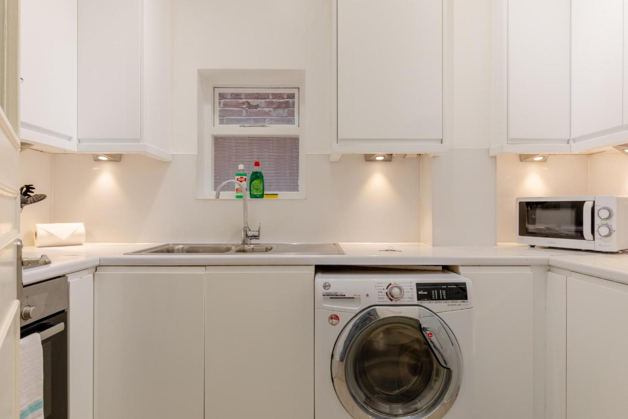 Apartment Roomy 3bd By Hampstead Heath!