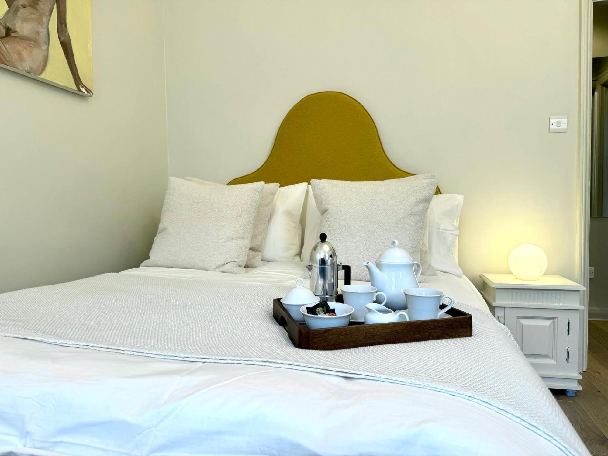 Crawford Street Studio, By The Design Traveller Leilighet London