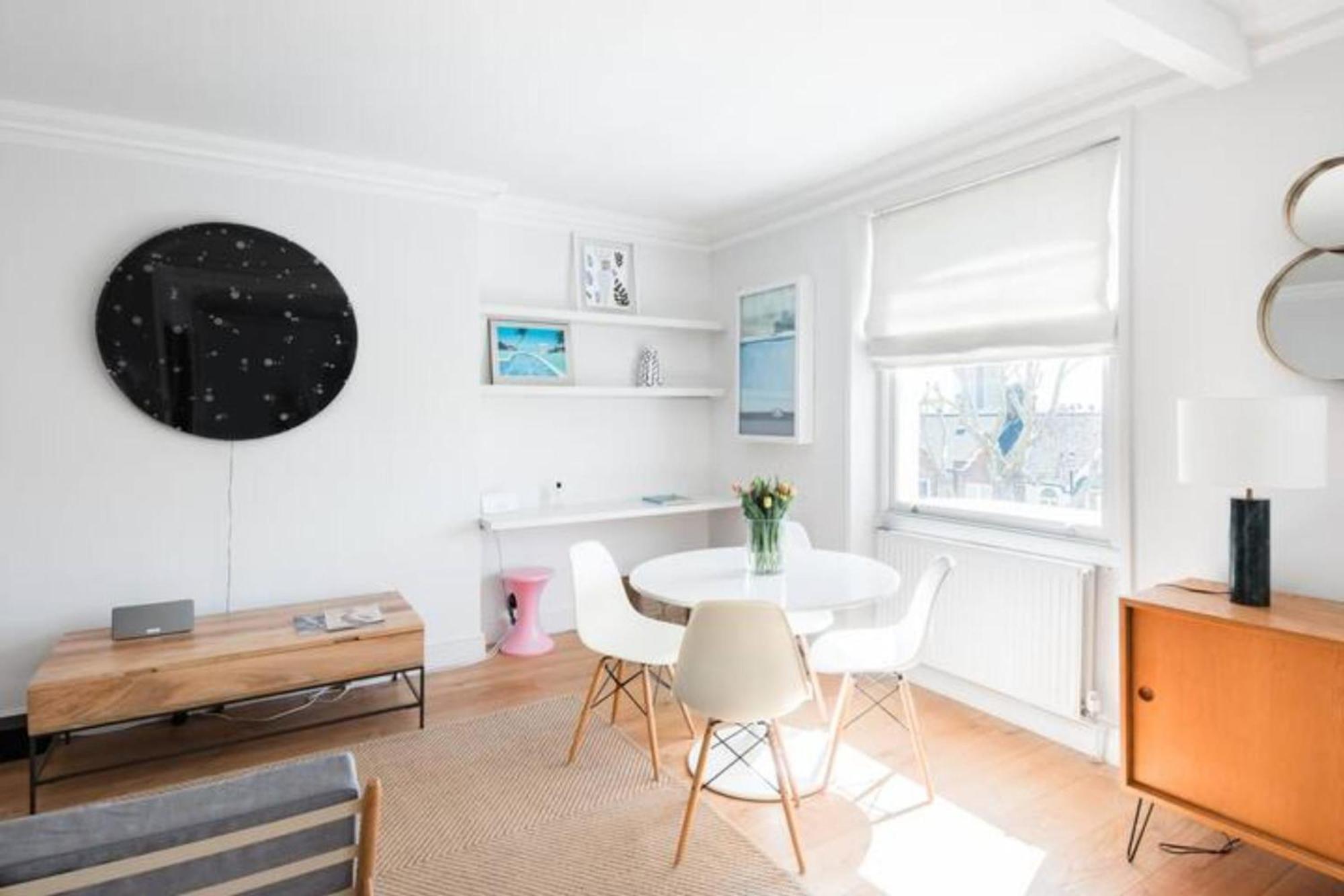 Apartment Notting Hill On Tree-lined Street Near Tube Stations *