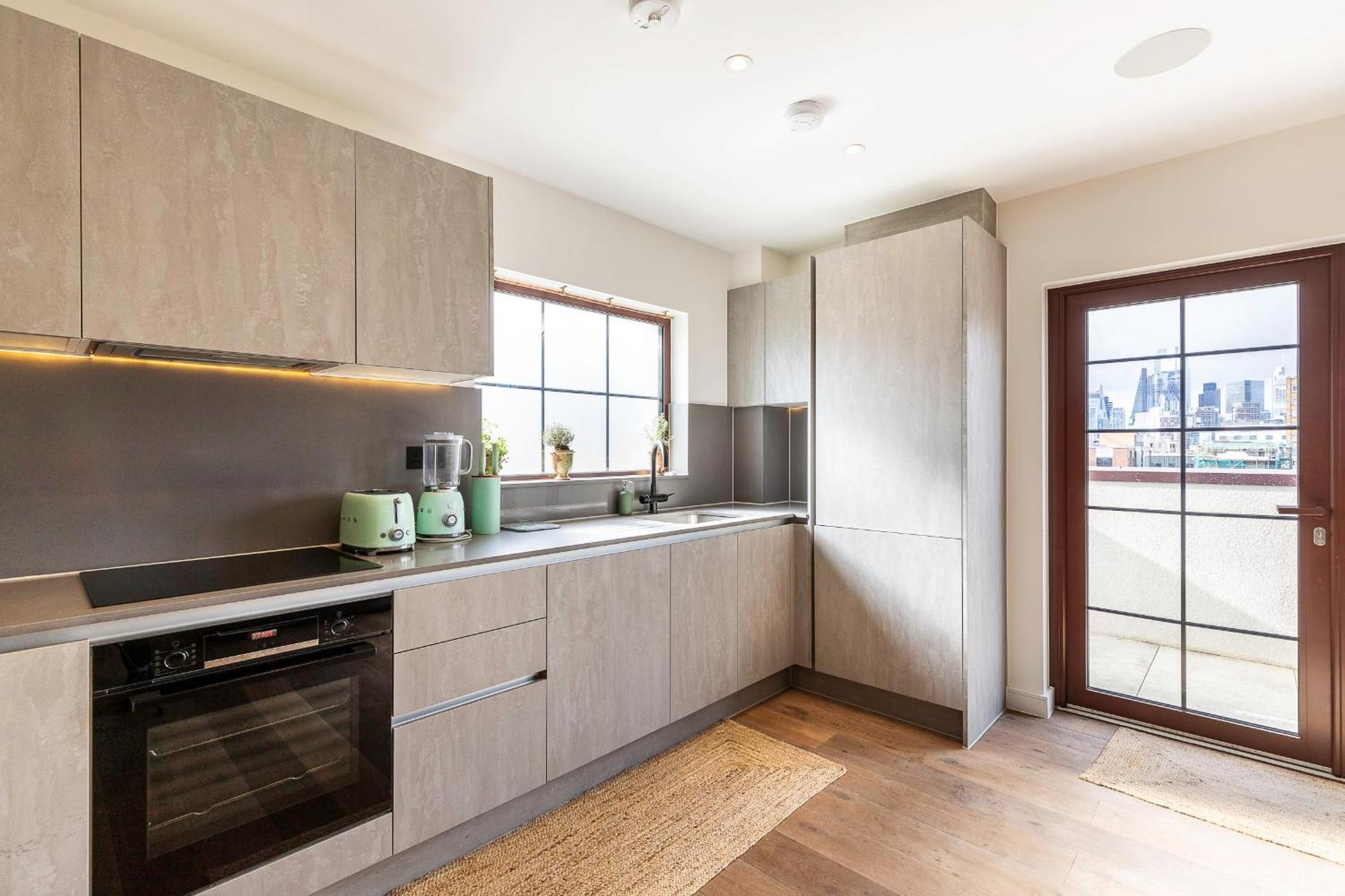 View Spacious 2 Bedroom Penthouse