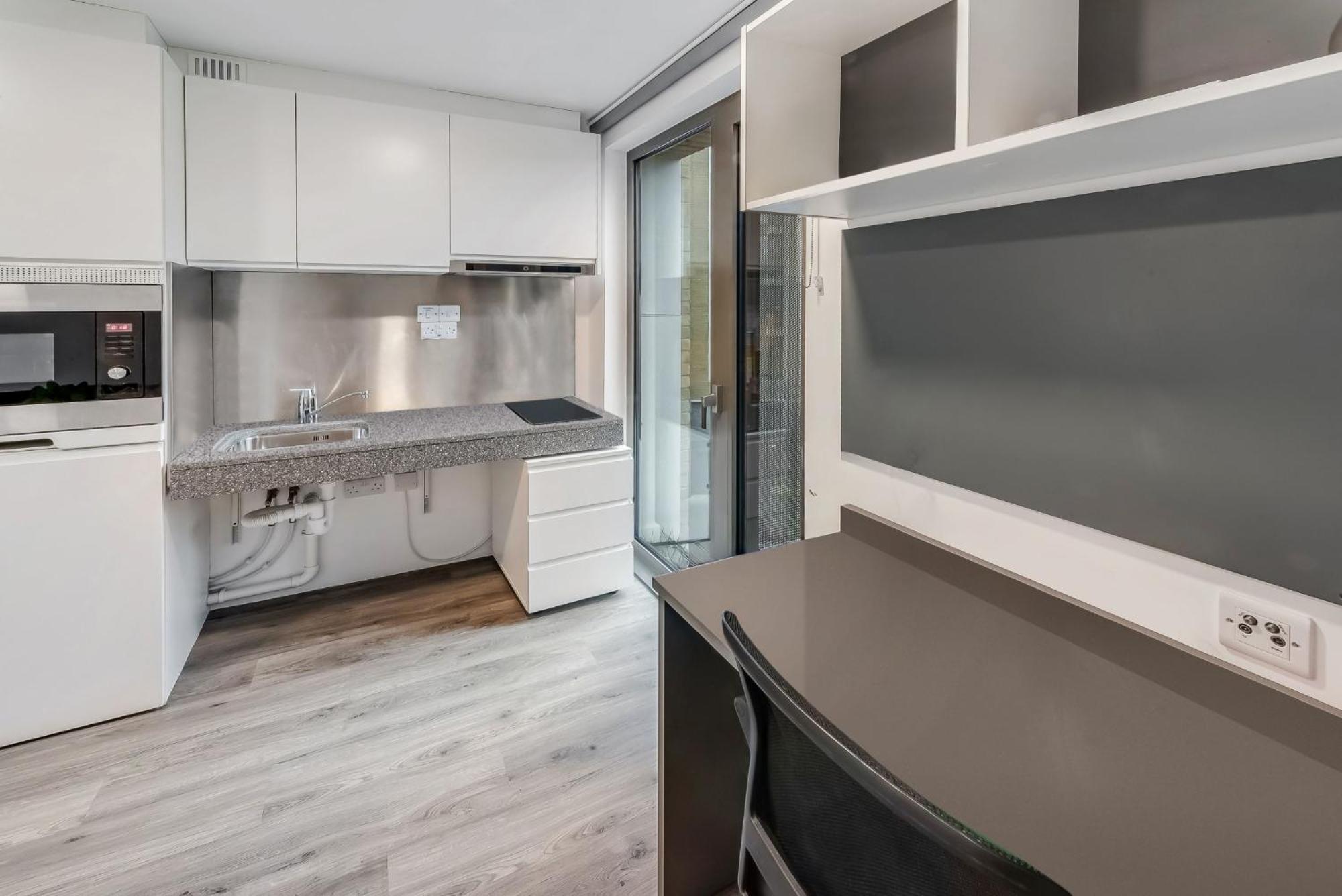Appartement For Students Only Studios At Chapter White City In London