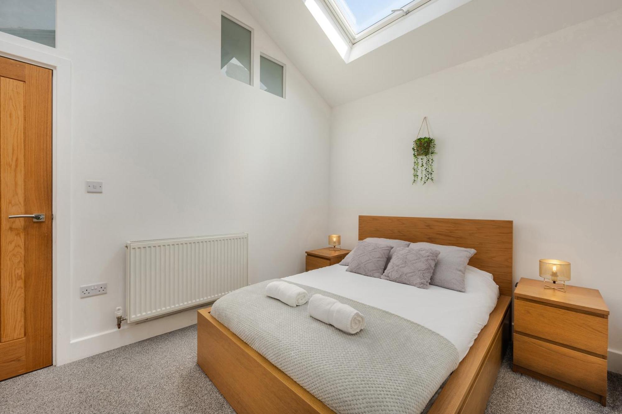 Apartment Stylish Two Bedroom By With Garden