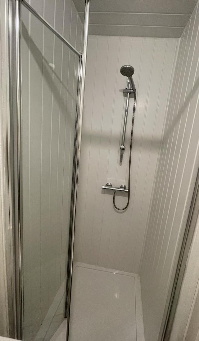 Cosy Flat In * London