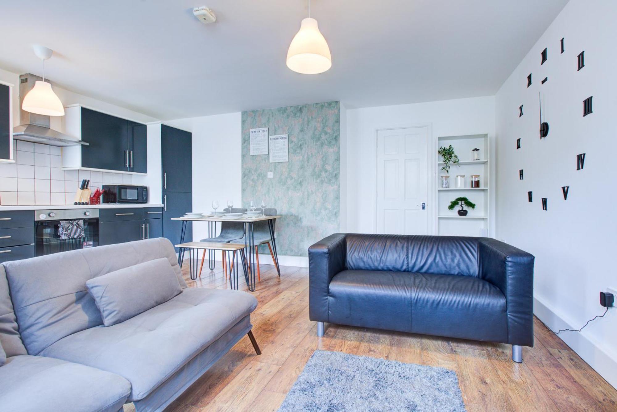 Charming & Cozy Apartment *
