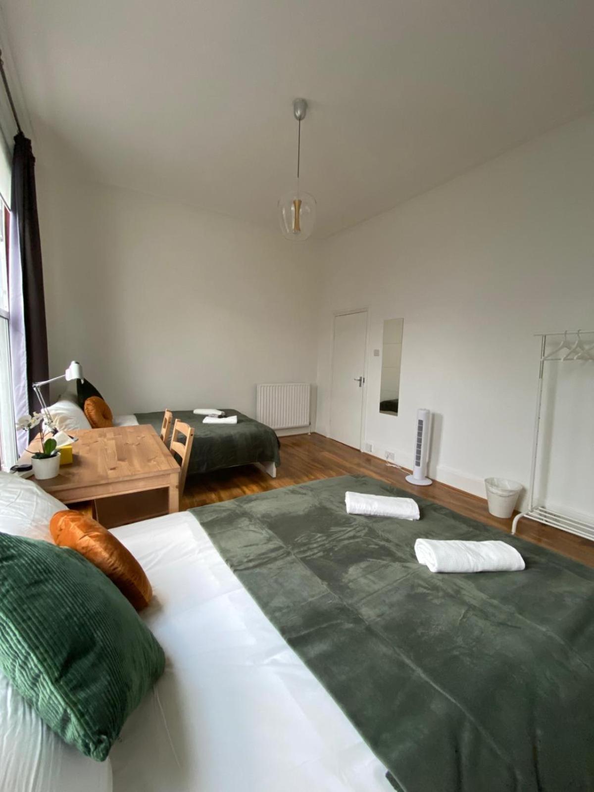 Maison d'hôtes Comfy Private Bedrooms Across The Euston Station