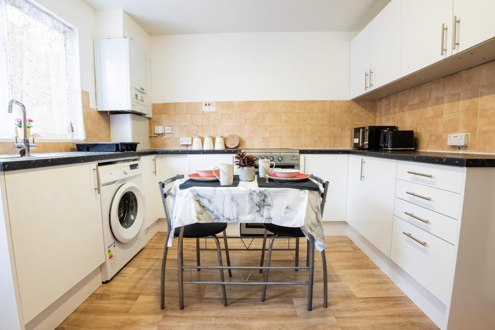 Docklands Near Excel And Airport 2 Double Ensuites For Up To 4 People Privat overnatting *