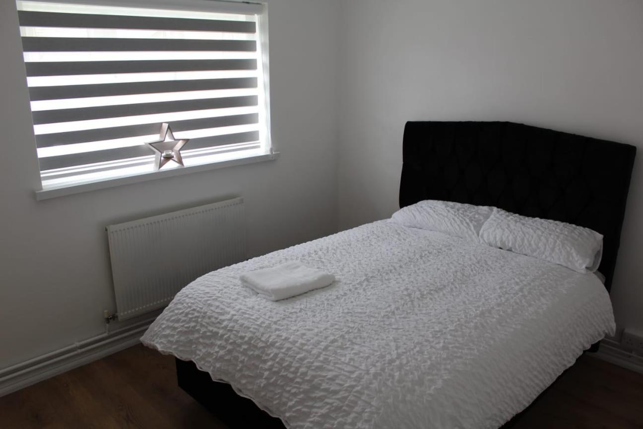 Leilighet 2 Bedroom Entire Flat 2 Minutes From Underground