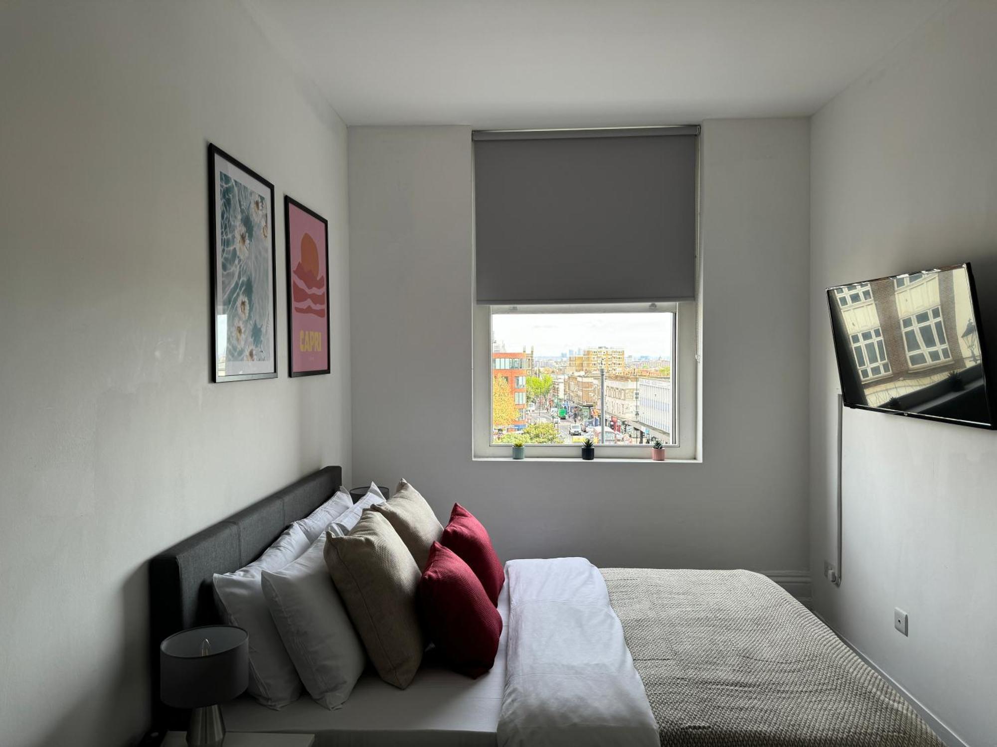 Archway Station - Double Bed * London