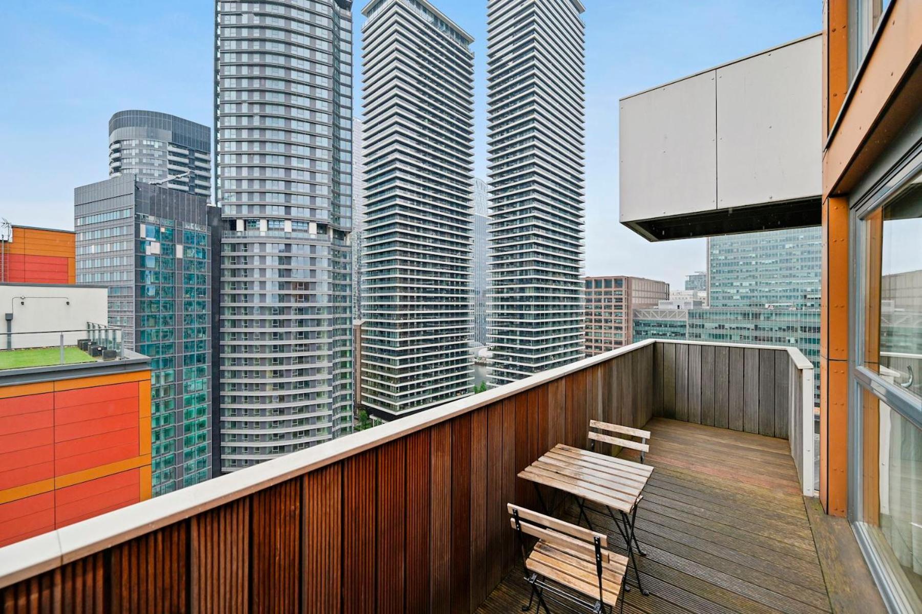 Cubo Canary Wharf *