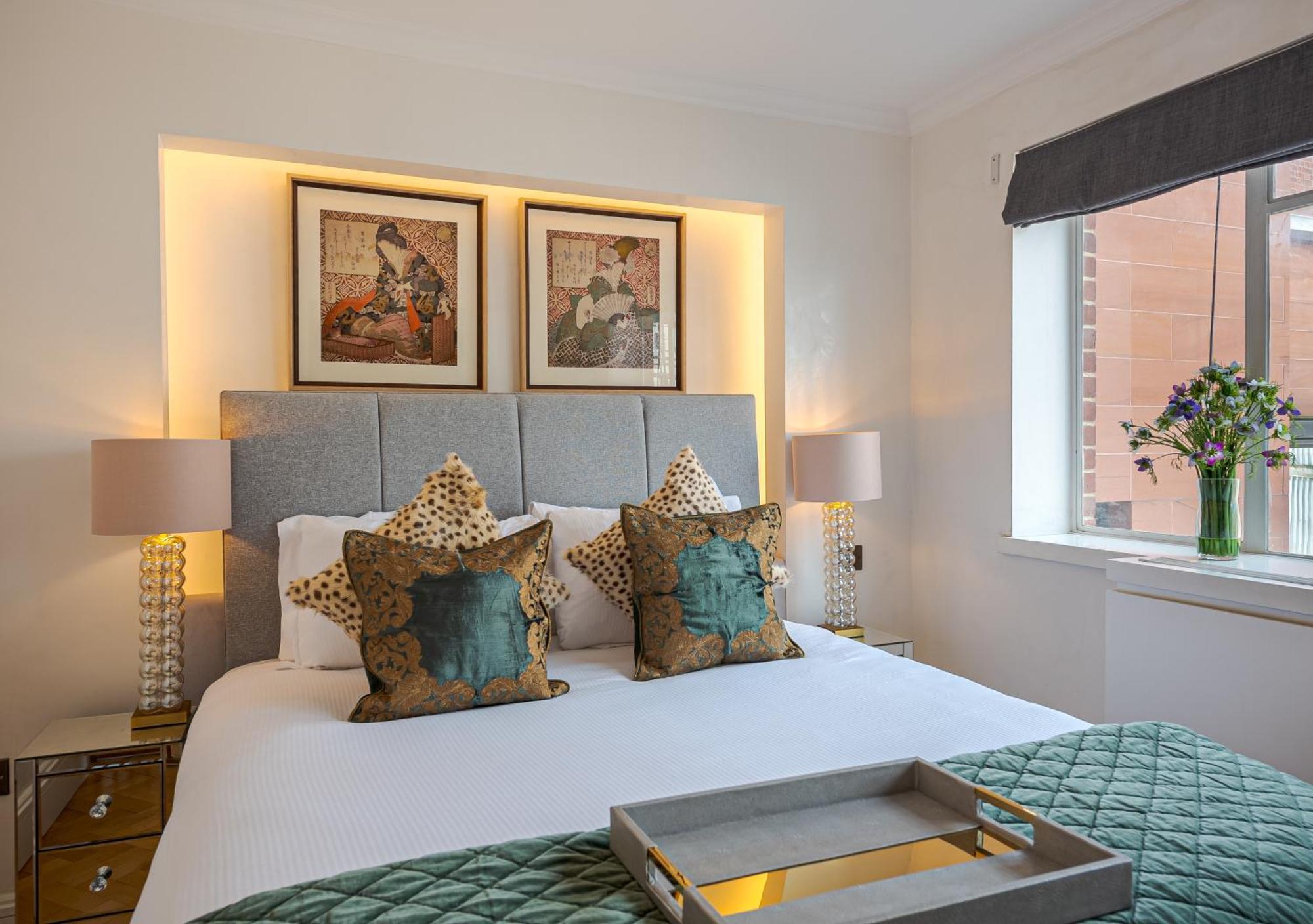 Charming 2 Bed Flat In Knightsbridge Balcony View Of Harrods Lägenhet *